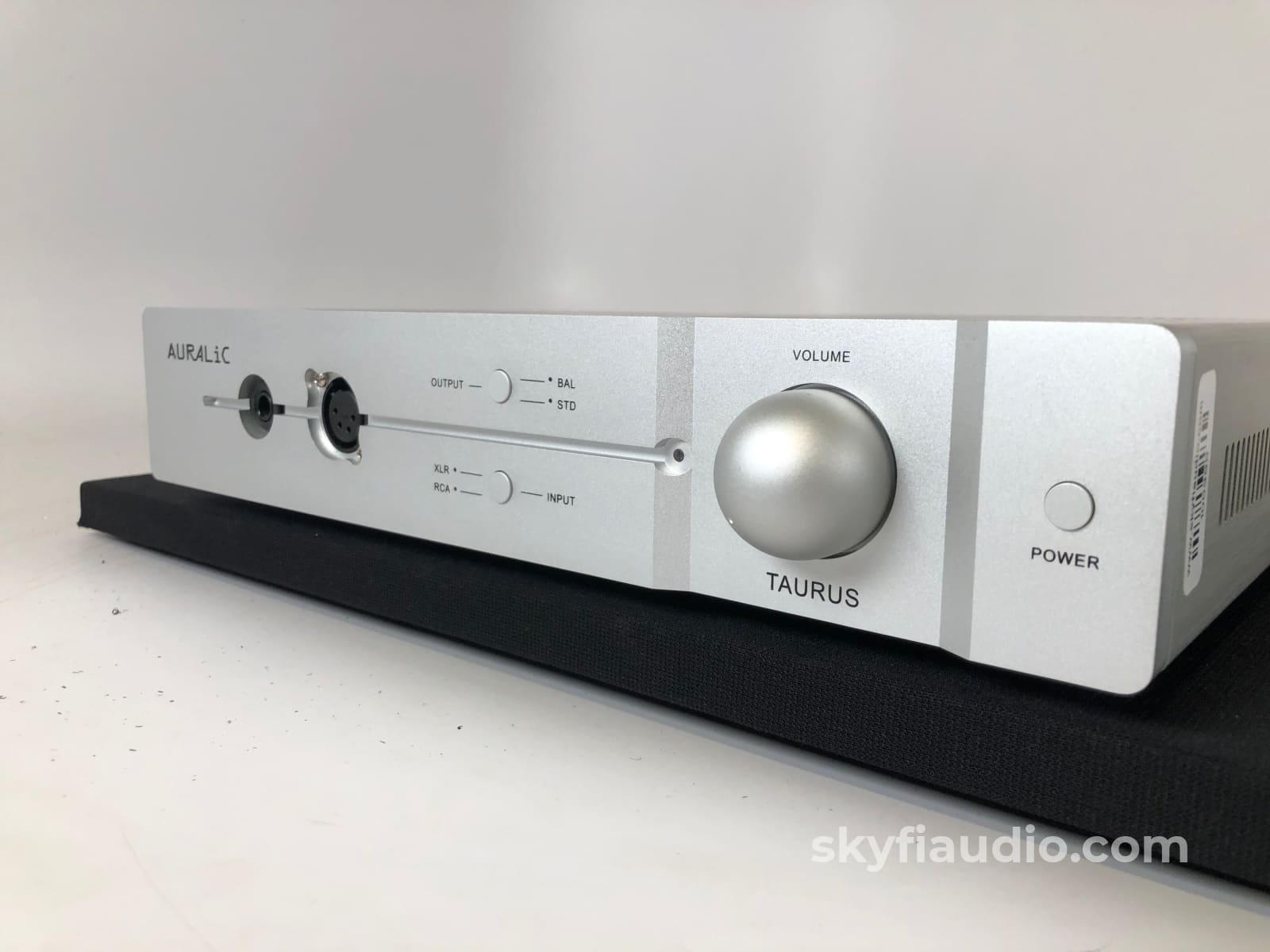Auralic Taurus Headphone Amplifier/Preamplifier Amplifier