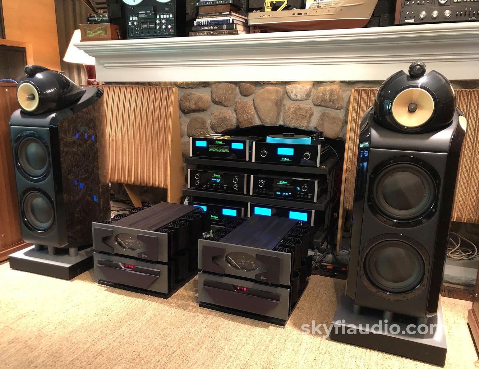 B&W (Bowers And Wilkins) Signature 800 Speakers - Super Rare Limited Edition