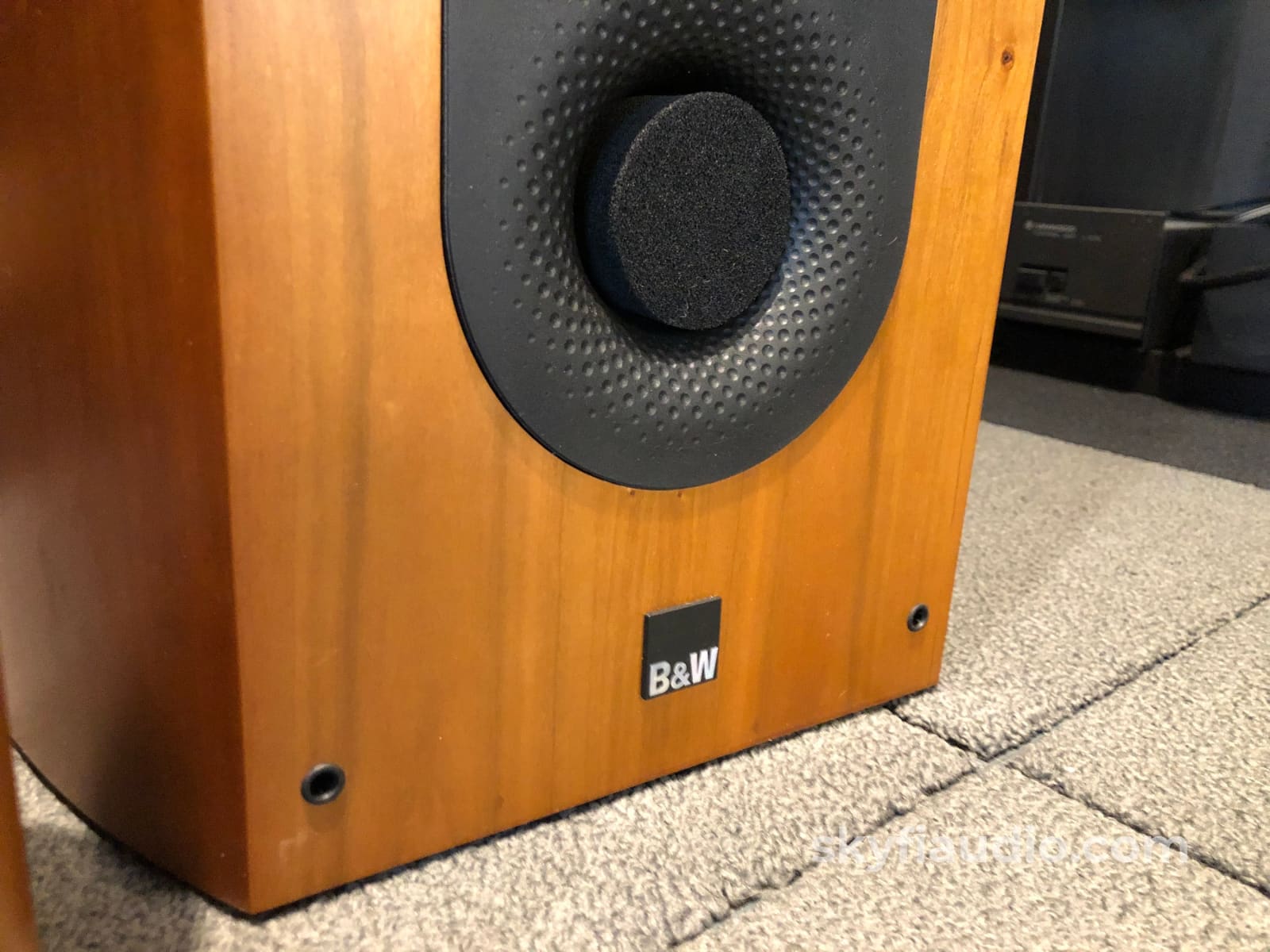 B&W (Bowers & Wilkins) 803D (Diamond) Speaker Theater Package Speakers