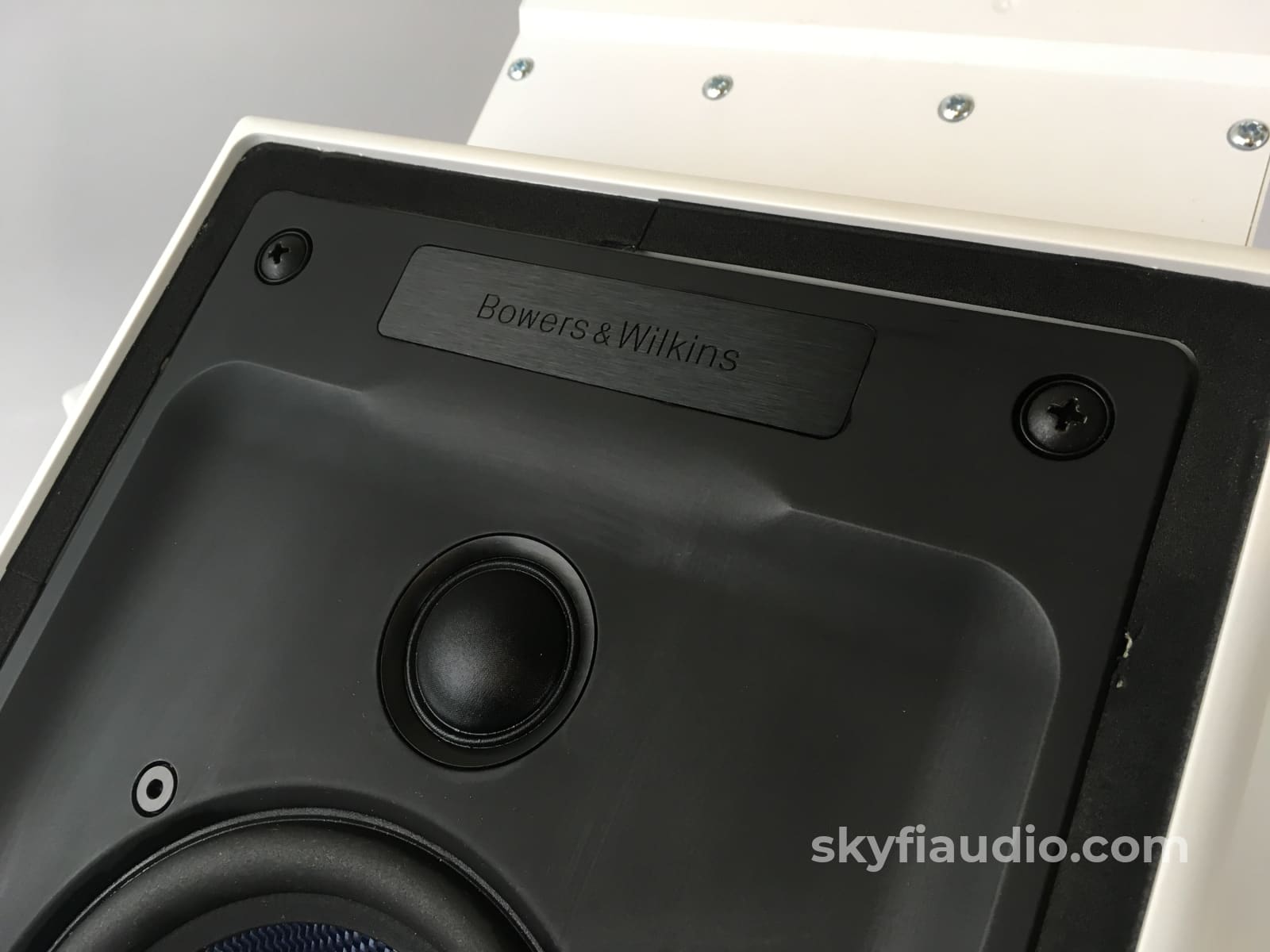 B&W (Bowers & Wilkins) Cwm7.5 In-Wall Speakers - Kevlar Drivers With Bass Cavity