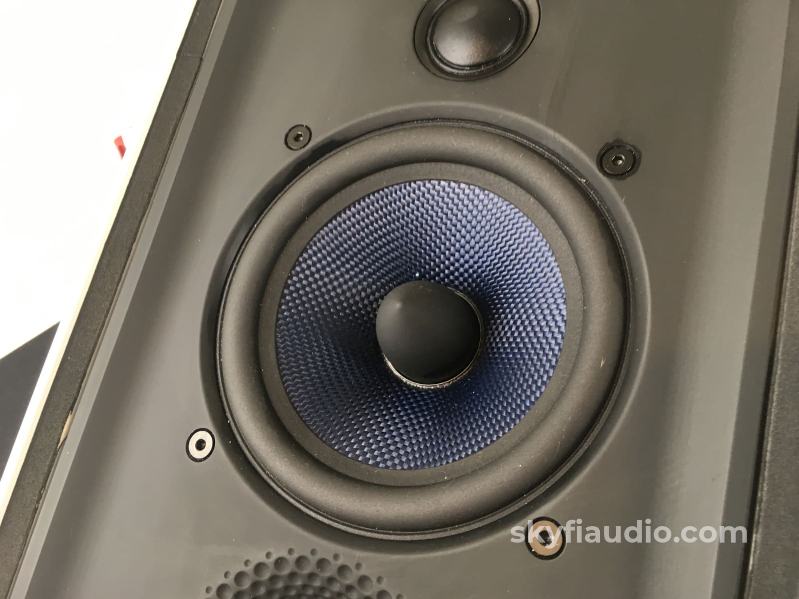 B&W (Bowers & Wilkins) CWM7.5 In-Wall Speakers - Kevlar Drivers With B