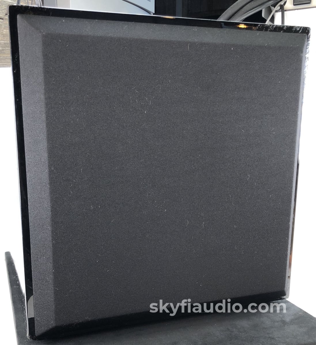 B&W (Bowers & Wilkins) Db4S Subwoofer - Latest Model Bluetooth Speakers