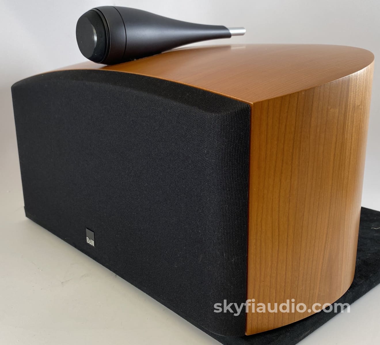 B&W (Bowers & Wilkins) Htm4S Center Channel Speaker In Cherry Speakers