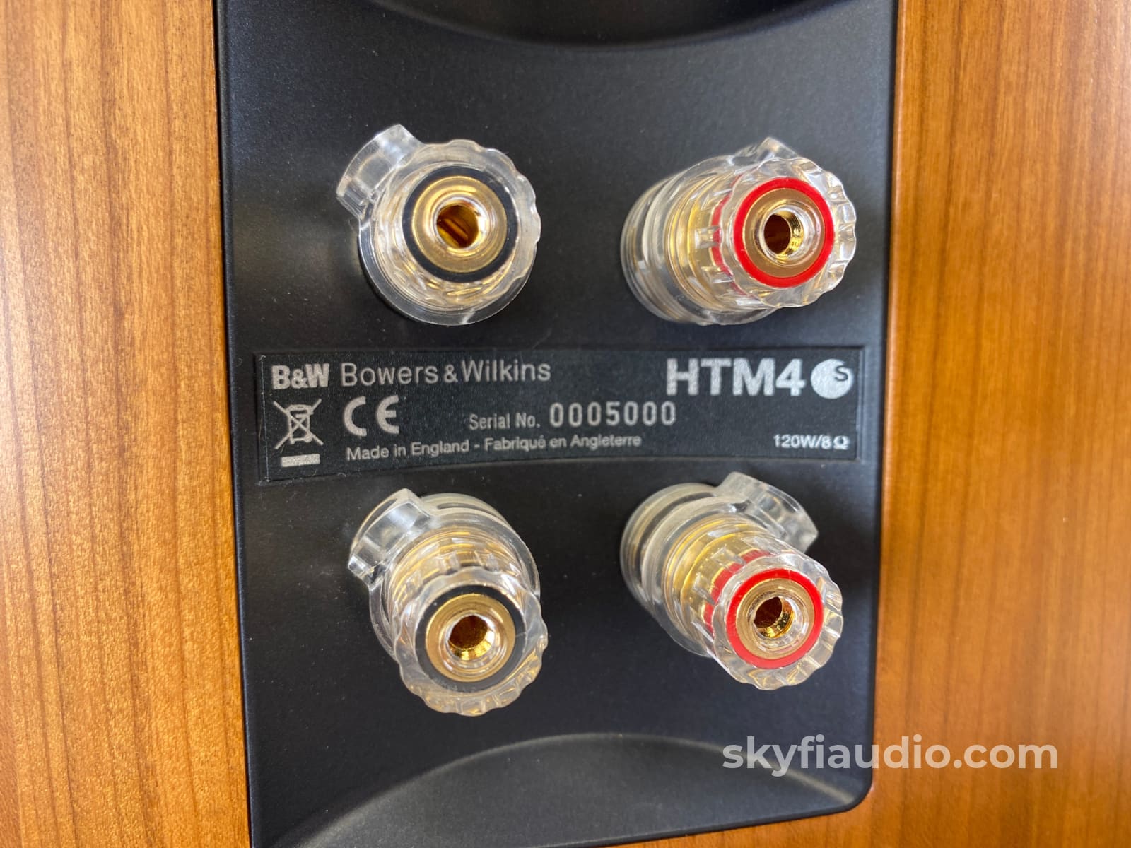 B&W (Bowers & Wilkins) Htm4S Center Channel Speaker In Cherry Speakers
