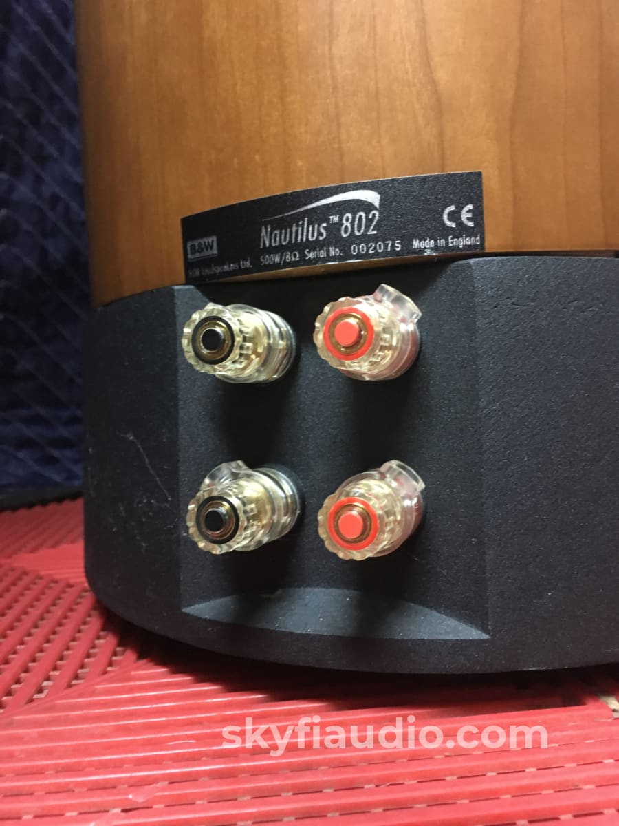 B&W (Bowers & Wilkins) Nautilus 802 Full Range Speakers Near Mint