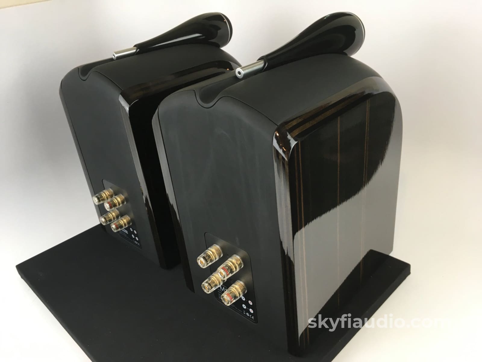 B&W (Bowers & Wilkins) Pm1 Speakers With Matching Stands And Original Box