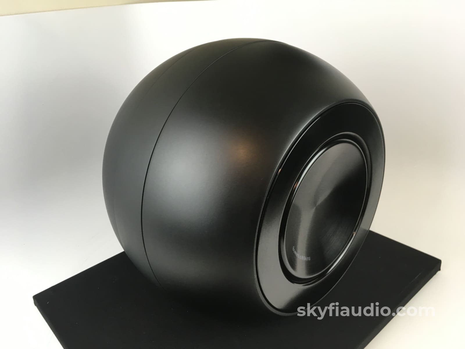 B&W (Bowers & Wilkins) Pv1-D Subwoofer - 400W Compact Kevlar Sub Speakers