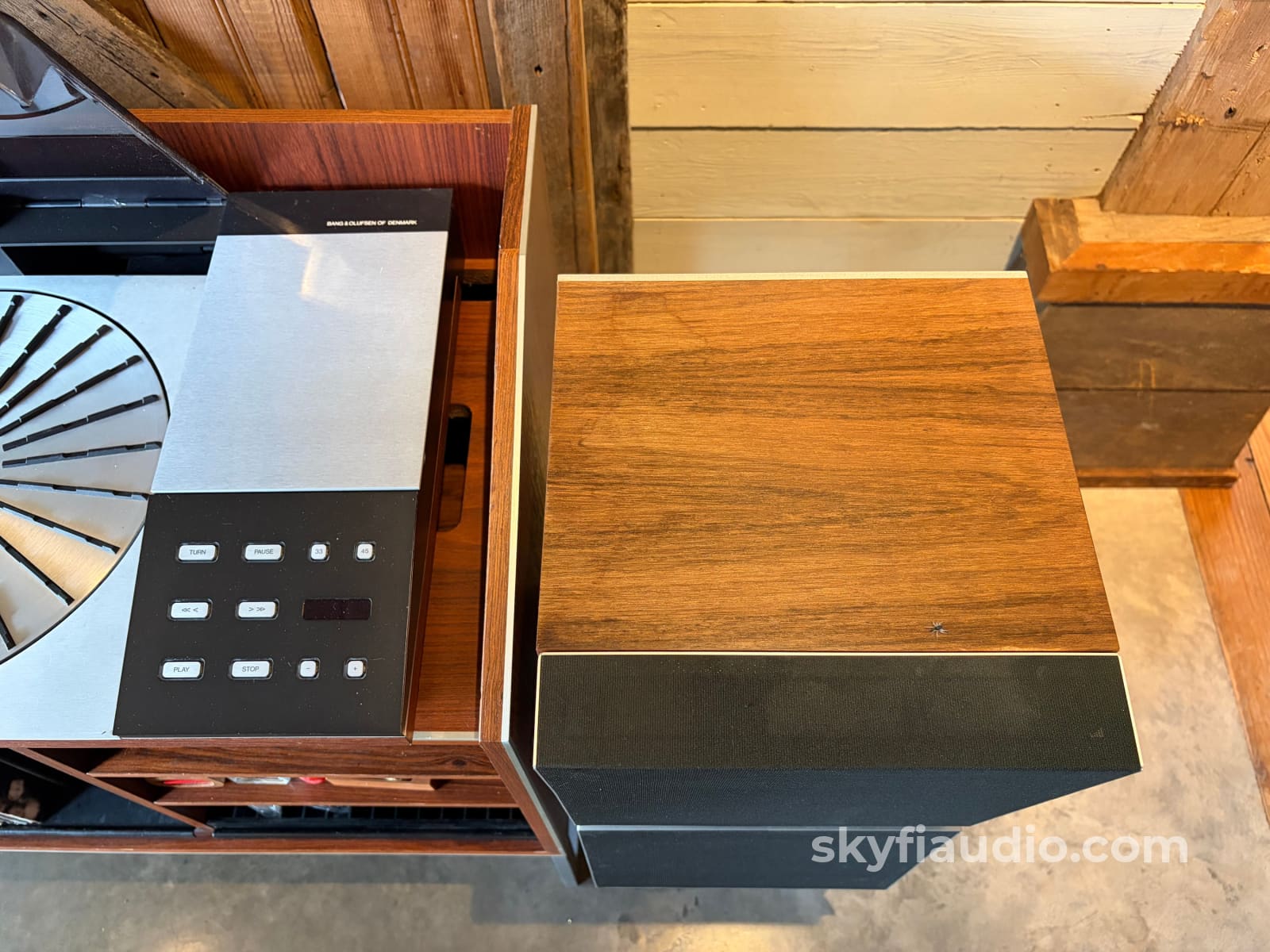 Bang & Olufsen B&O Complete System - Including Receiver Turntable Speakers and Original Rare Cabinet - System