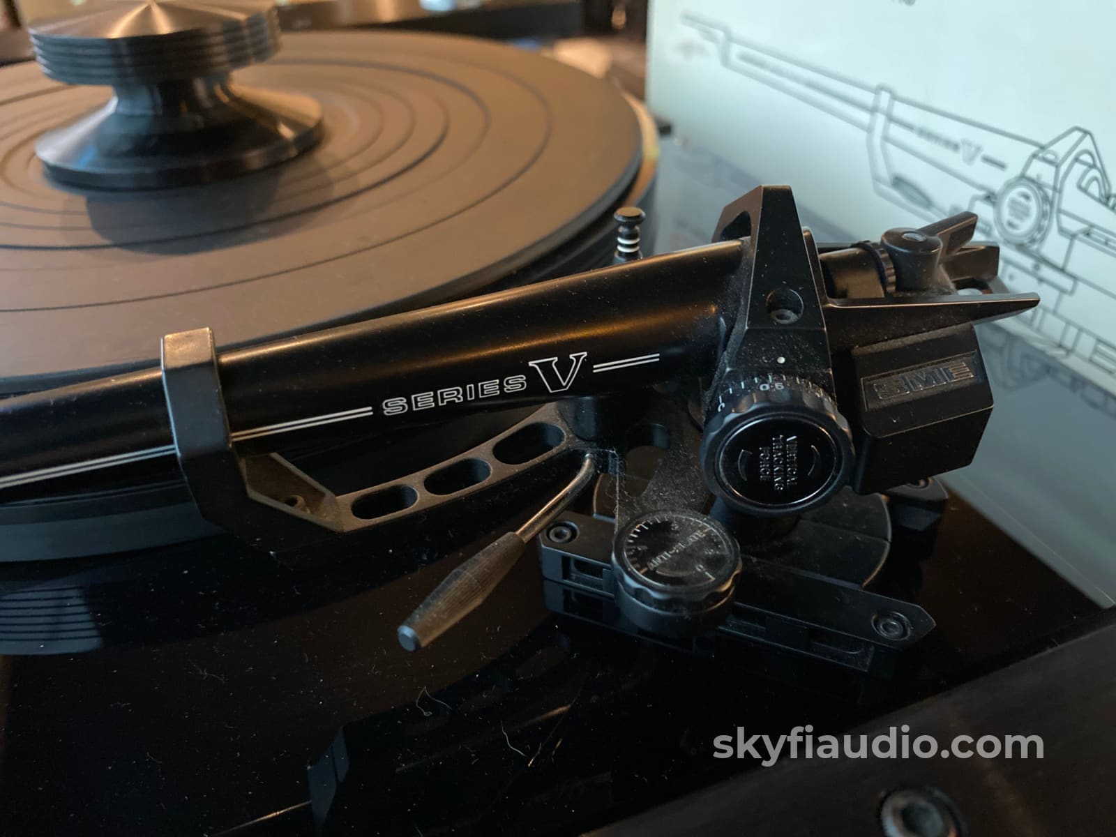 Basis Ovation Turntable With Sme V Magnesium Tonearm