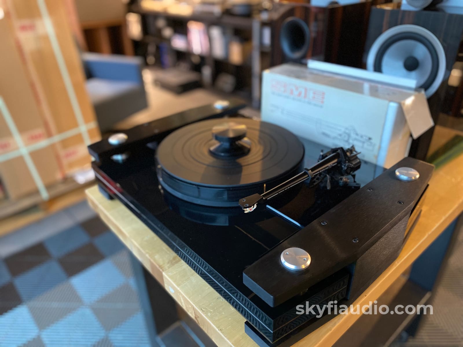 Basis Ovation Turntable With Sme V Magnesium Tonearm