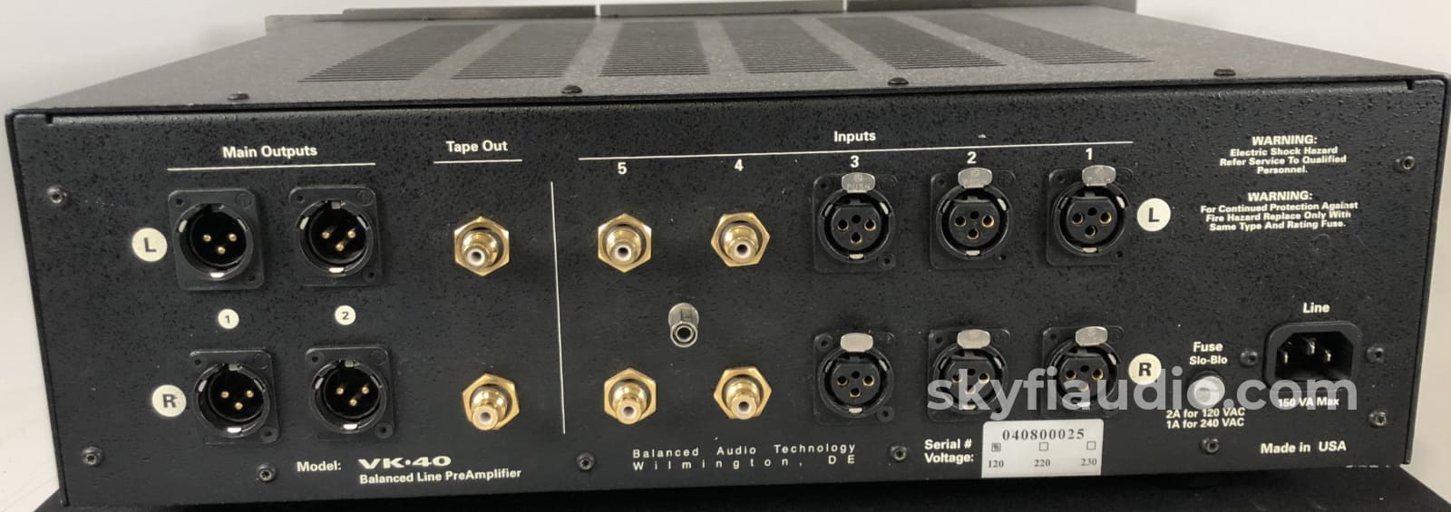 Bat (Balanced Audio Technology) Vk-40 Solid State Preamp With Optional Phono Card And Remote
