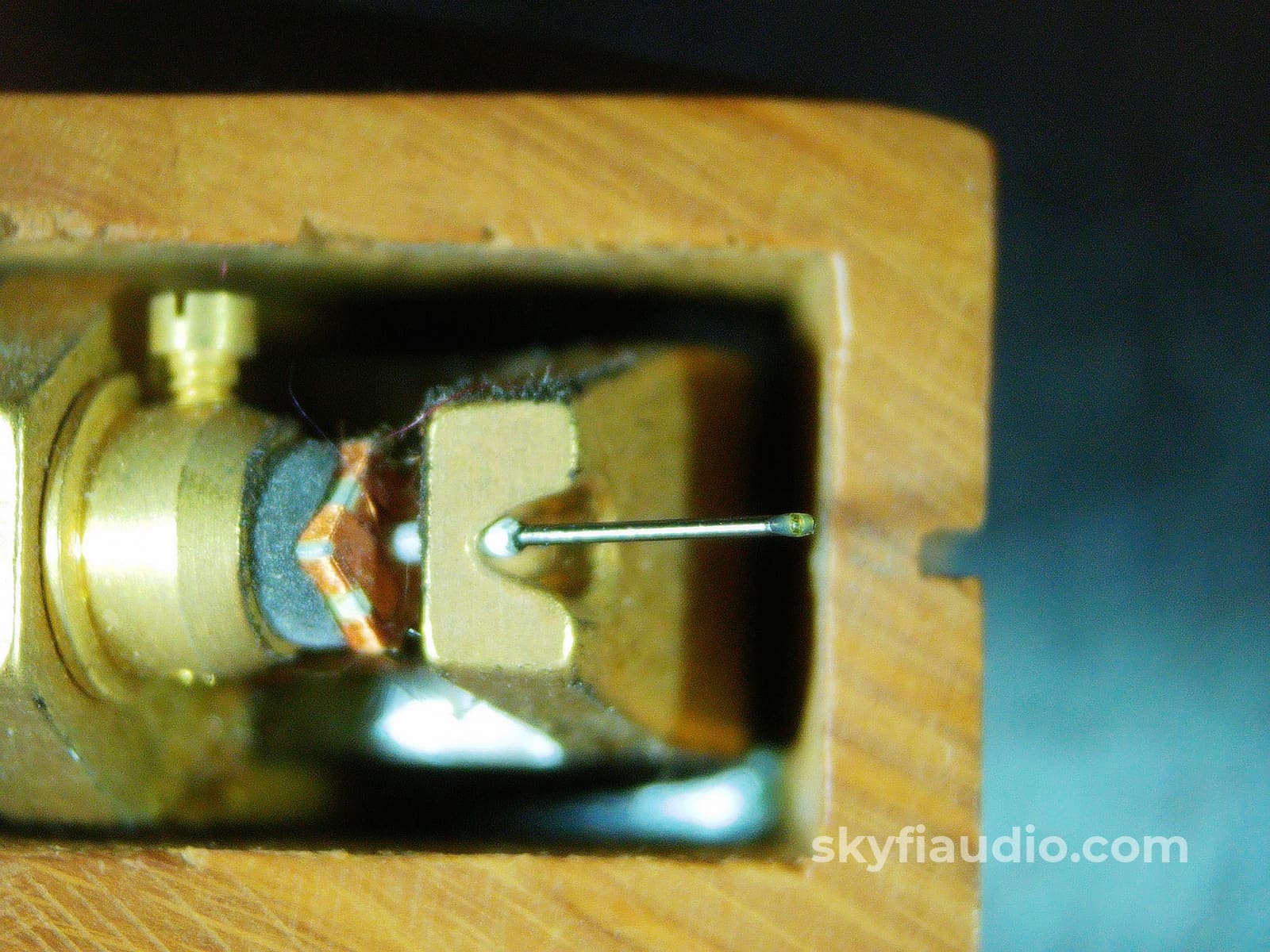 Benz Micro REF MC (Moving-Coil) Phono Cartridge Phono Cartridge