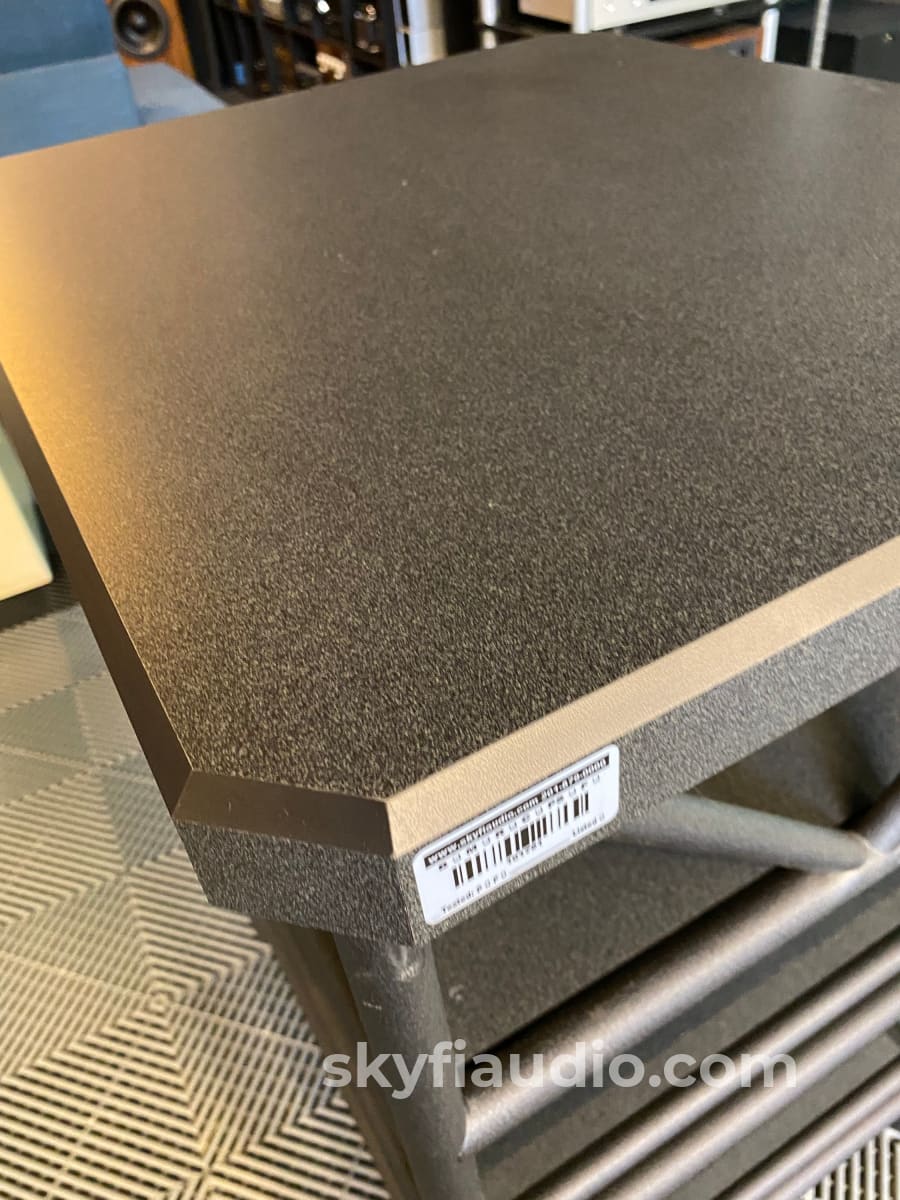 Billy Bags A/V Furniture Design - 4 Shelf Equipment Rack Steel Accessory