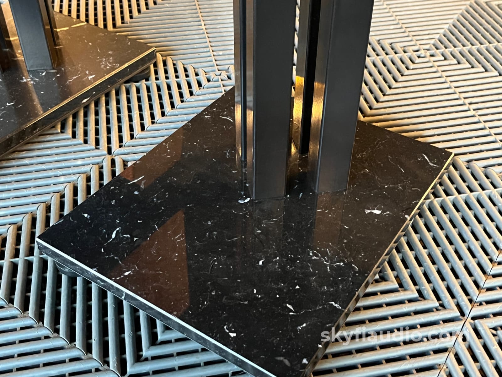 Bowers and Wilkins B&W Matrix 2 Vintage Speakers - W/ Matching Marble Stands Speakers