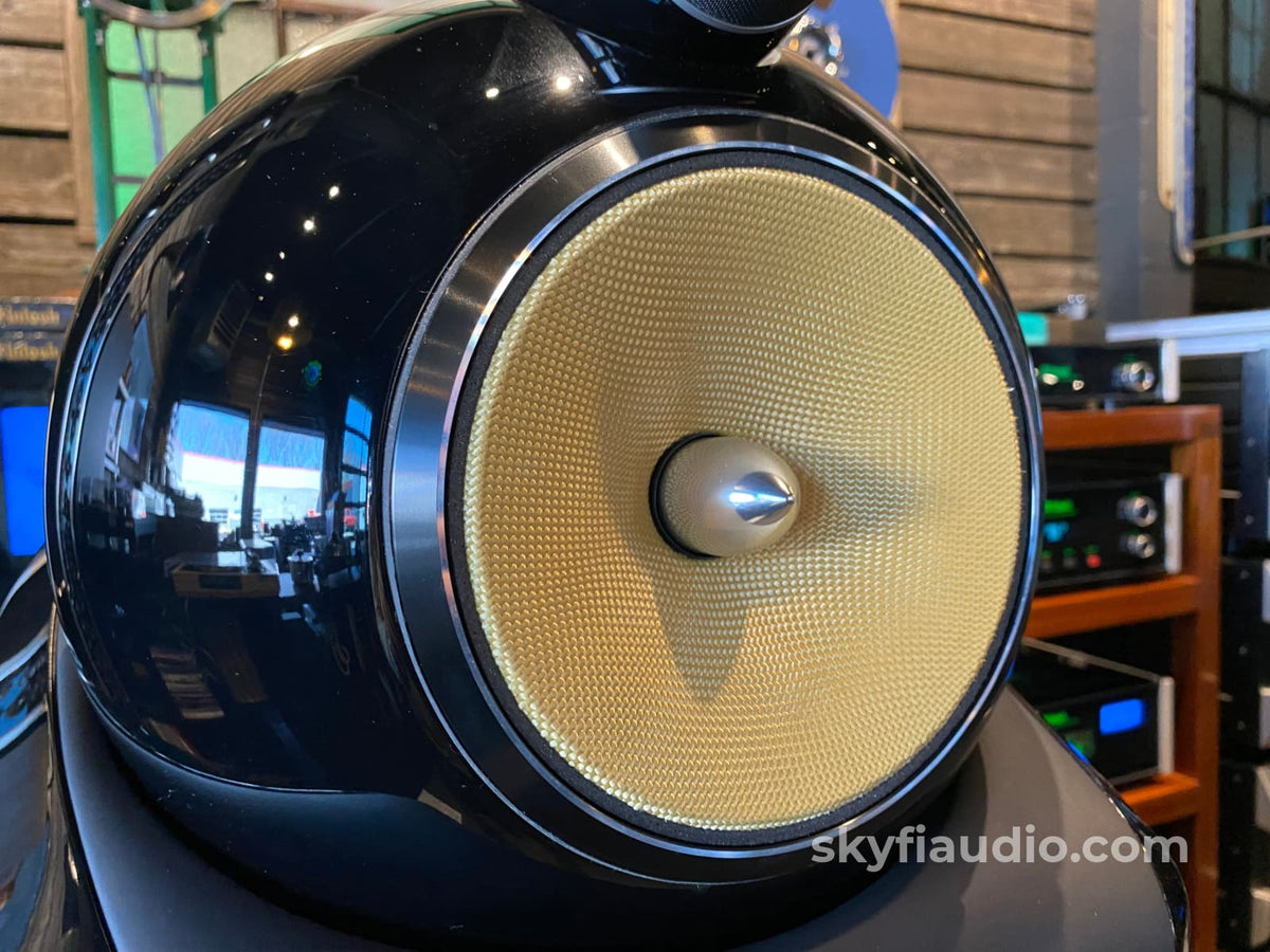 Bowers & Wilkins 802 Diamond (802D2) Speaker In Gloss Black Speakers