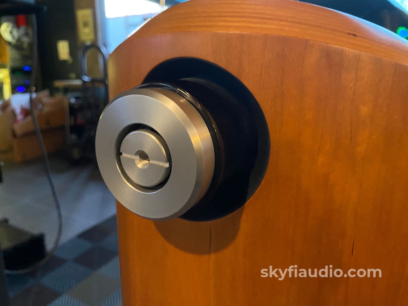 Bowers & Wilkins 802D Speakers In Cherrywood - Like New