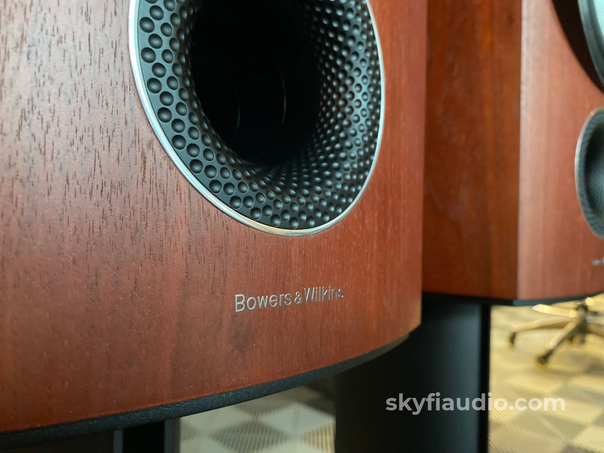 Bowers & Wilkins 805D3 Stand Mounted Speakers In Rosenut Complete!