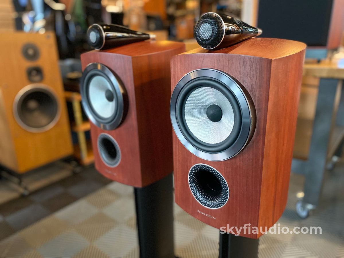 Bowers & Wilkins 805D3 Stand Mounted Speakers In Rosenut Complete!