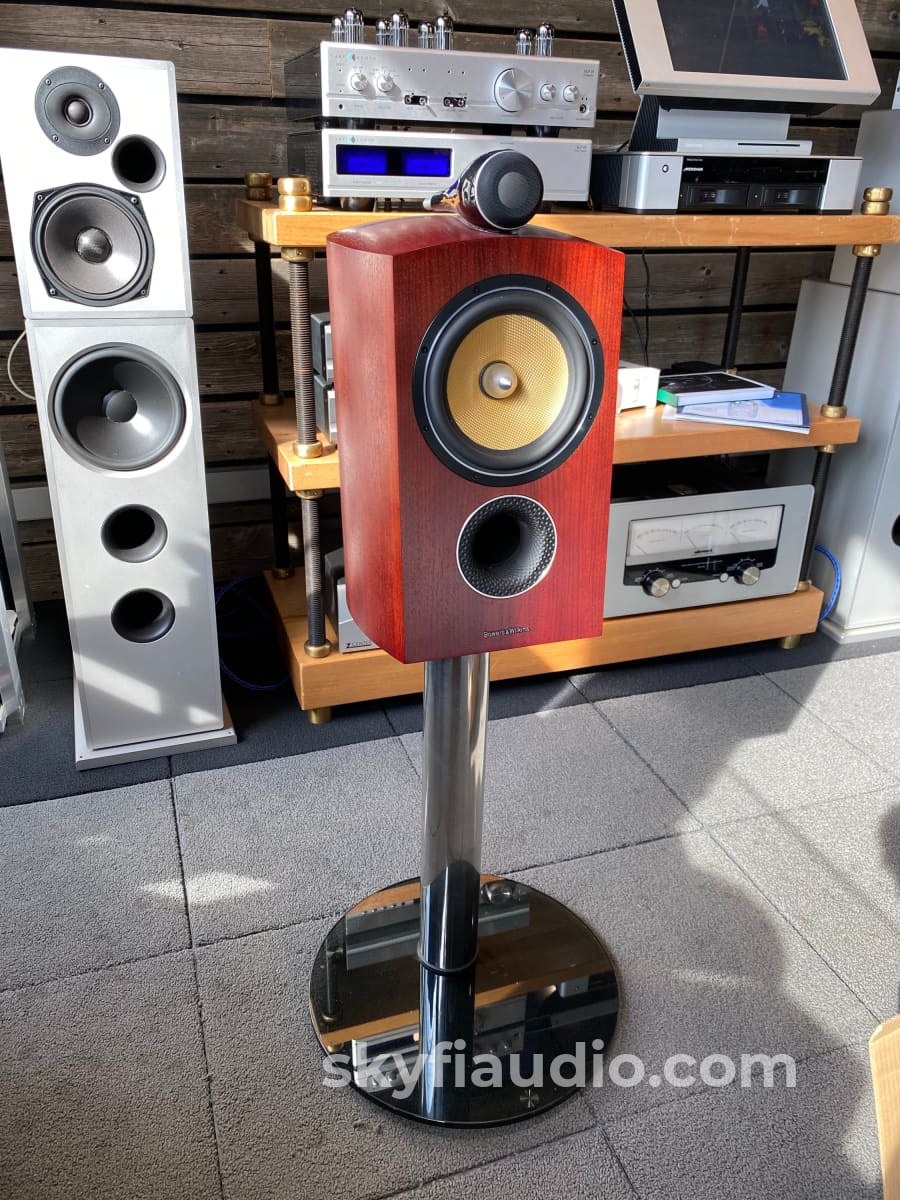 Bowers & Wilkins 805 Diamond Speakers In A Gorgeous Rosenut Finish Complete Set