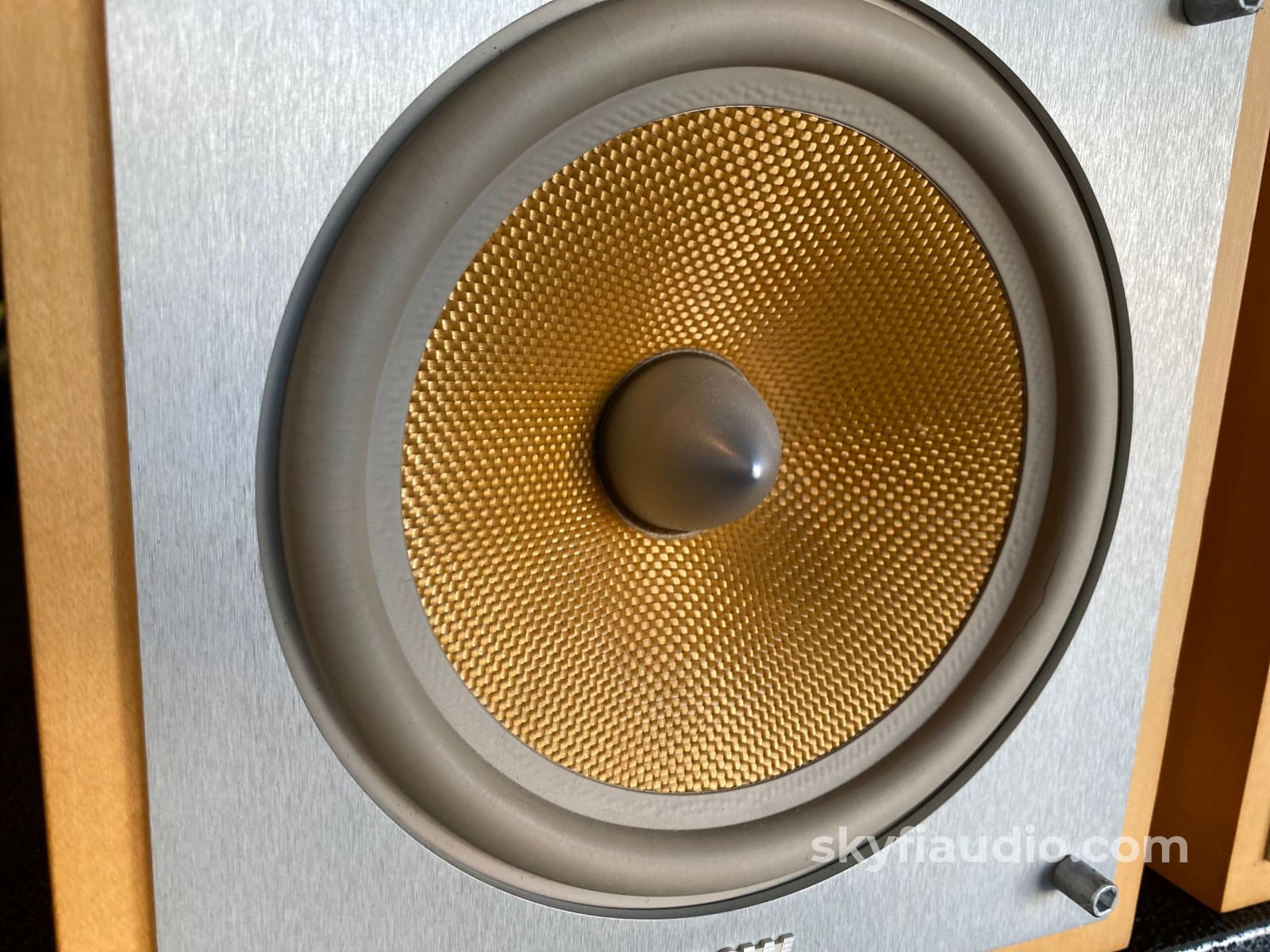 Bowers & Wilkins Cm2 Bookshelf Speakers In Rare Blonde Maple Finish