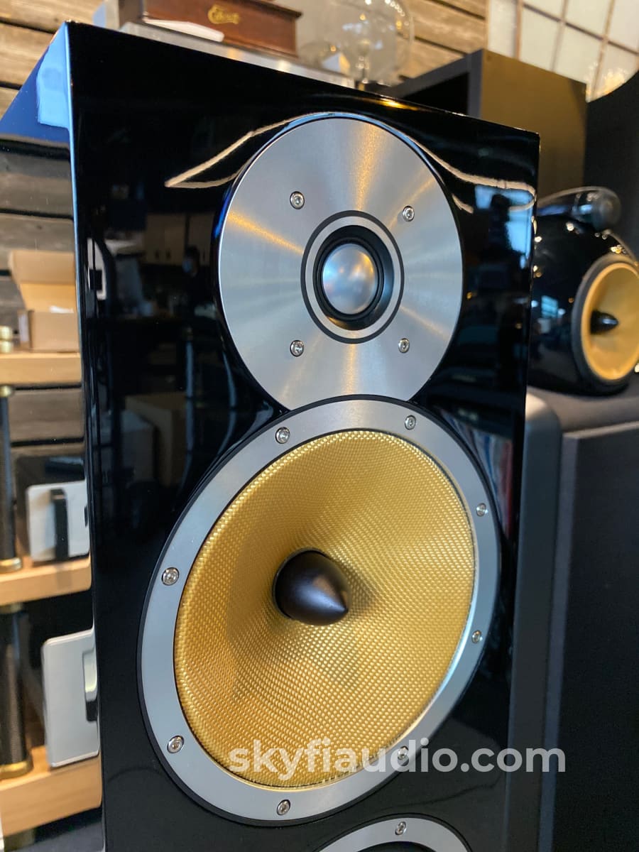 Bowers & Wilkins Cm9 Floorstanding Speakers