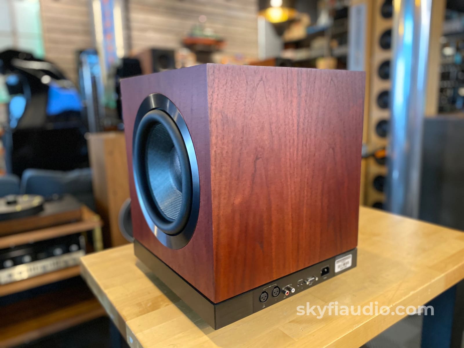 B&W Bowers & Wilkins Db2D Subwoofer In Rosenut Finish Speakers