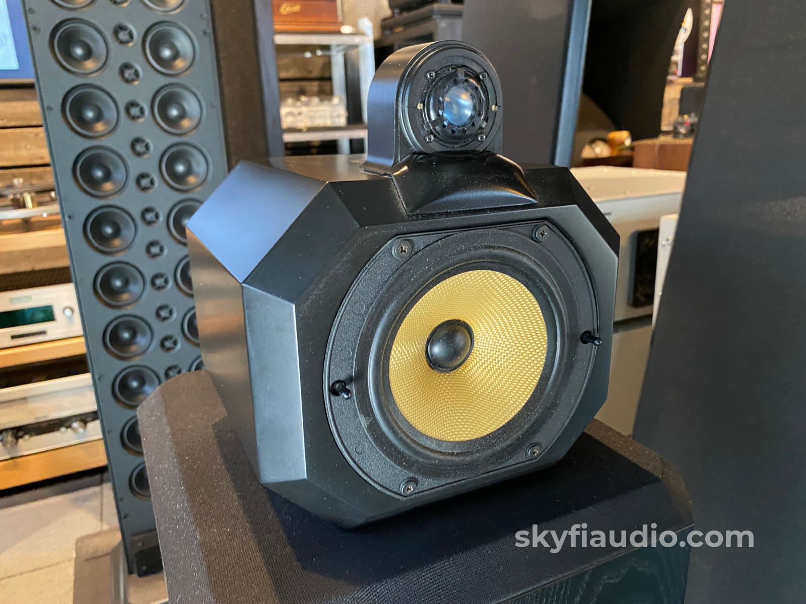 Bowers & Wilkins Matrix 802 Series 2 Speakers - W/External Crossovers Stands And Boxes
