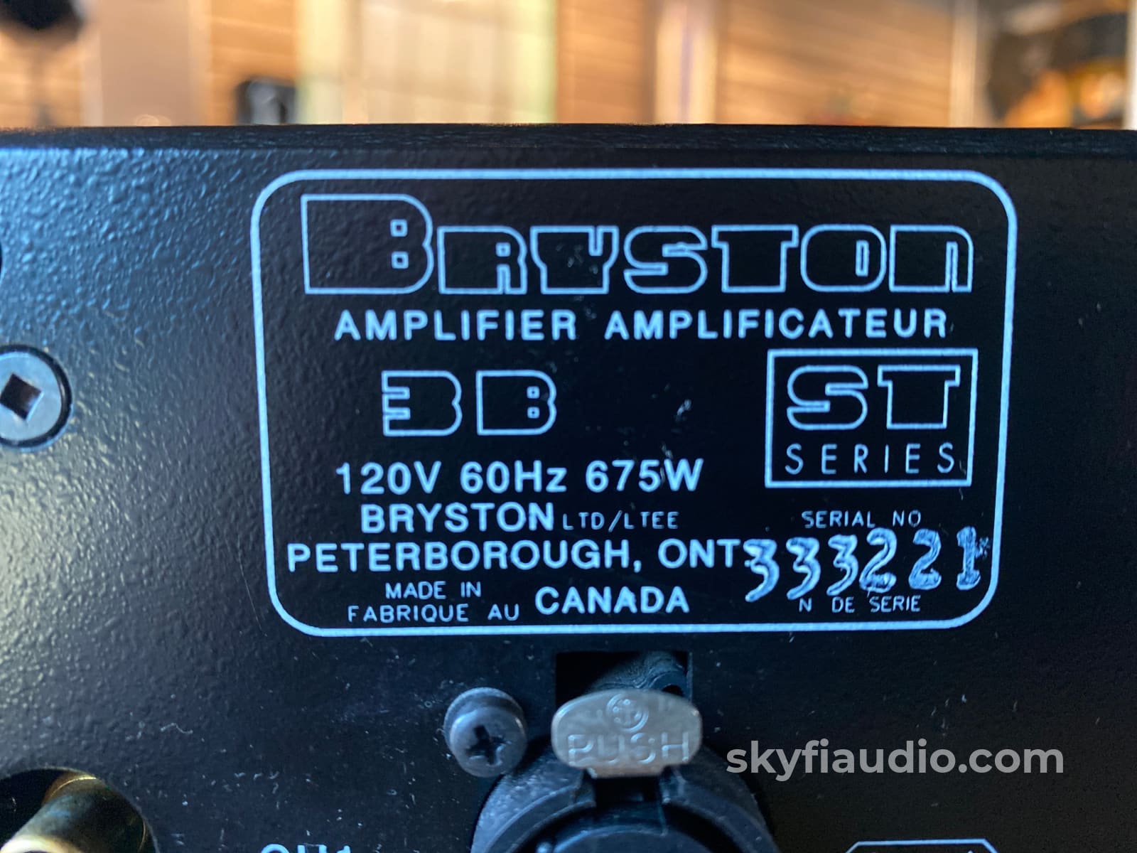 Bryston 3B-St Solid State Stereo Amplifier