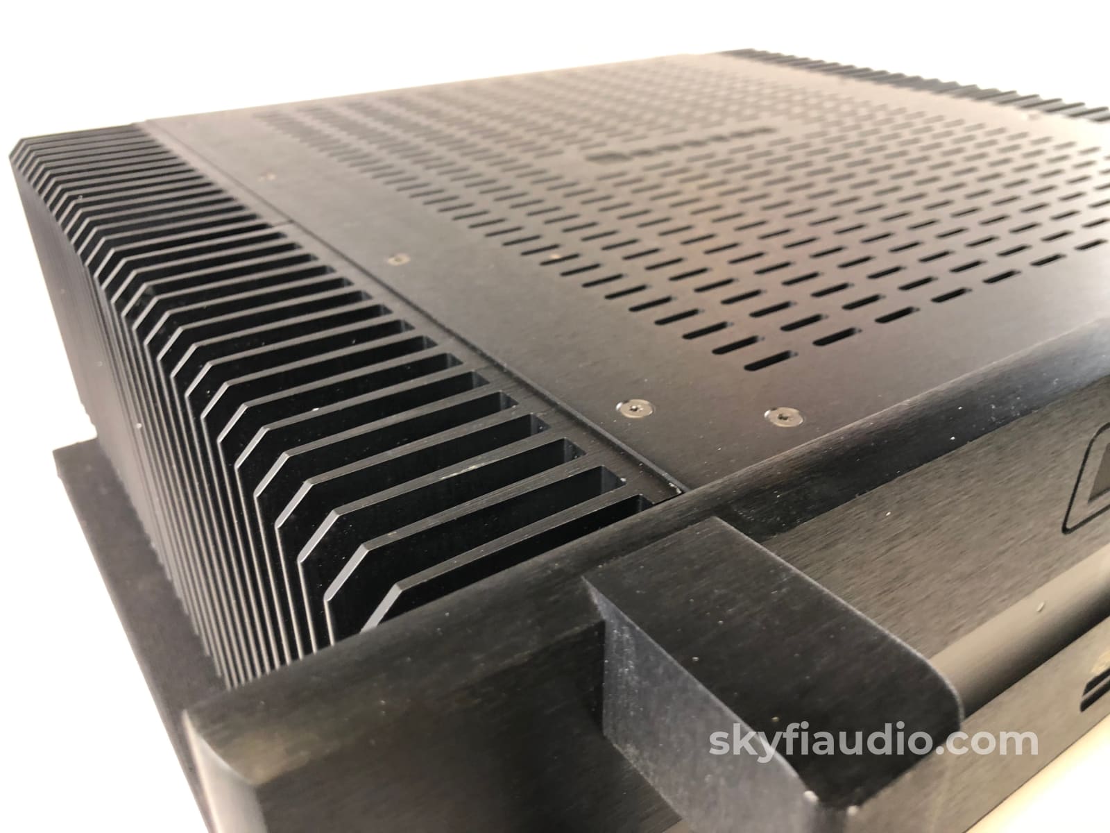 Bryston 4B-Sst2 Amplifier - Barely Used And Complete