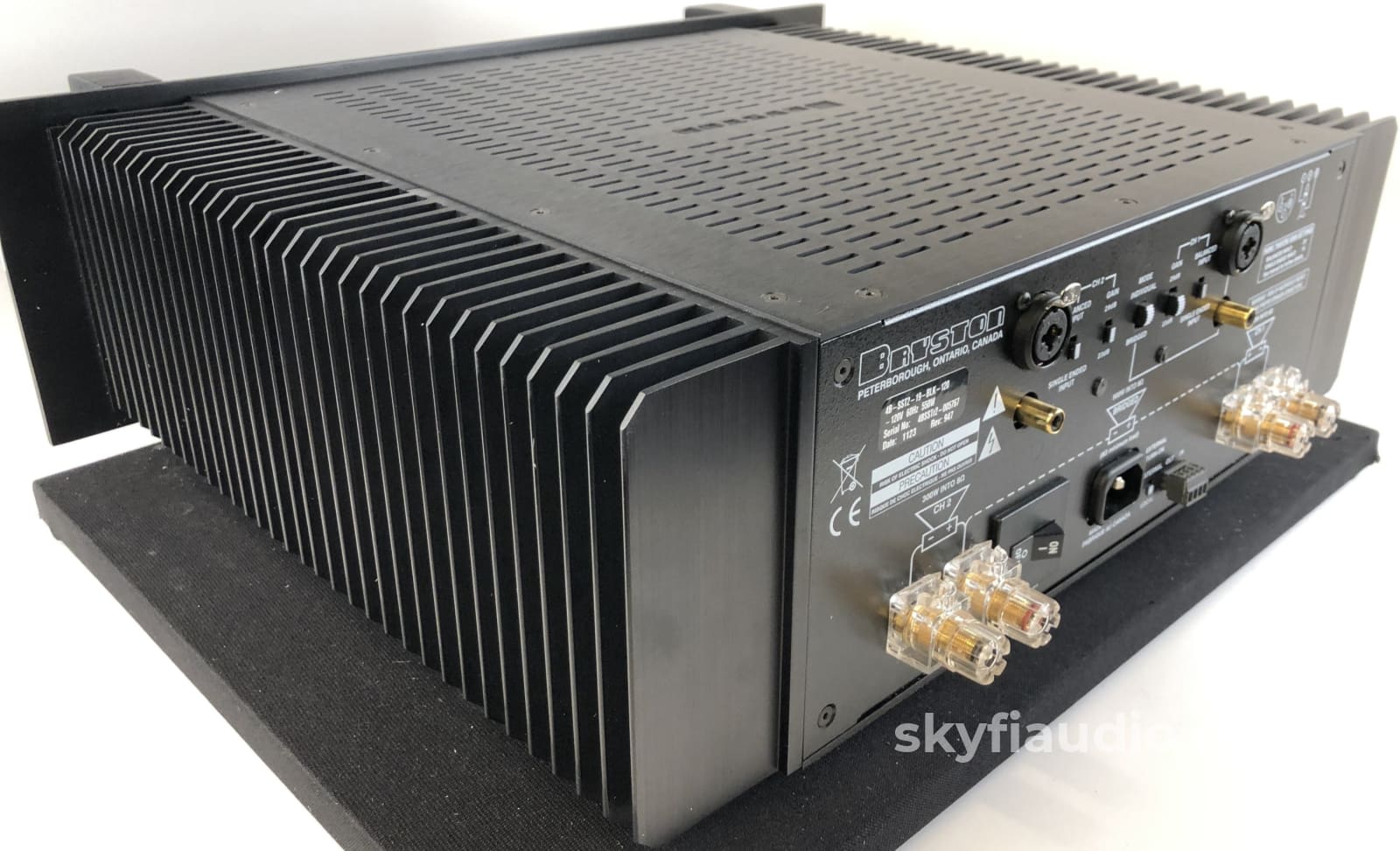Bryston 4B-Sst2 Amplifier - Barely Used And Complete
