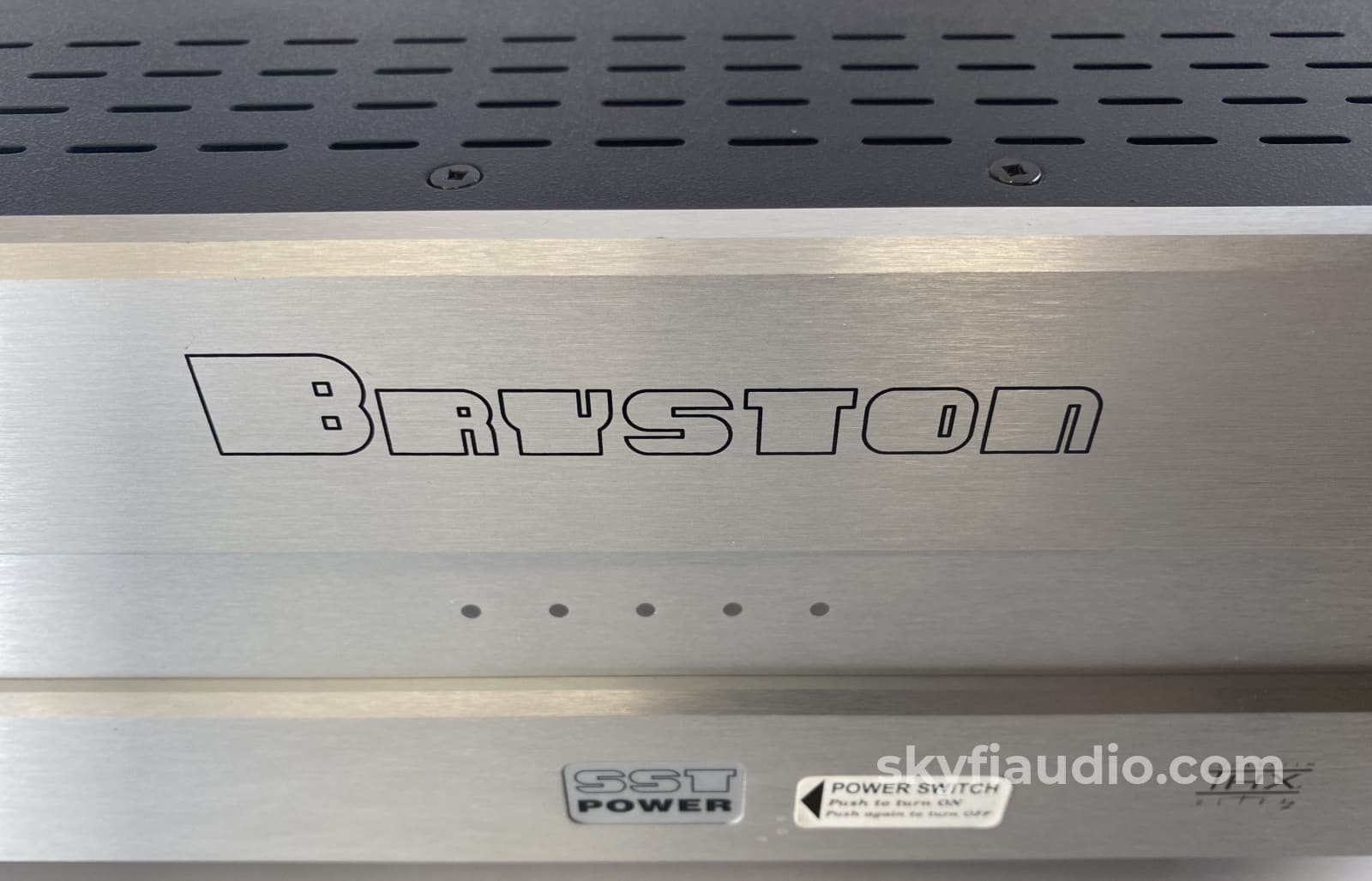 Bryston 9Bsst Home Theater Amplifier - 200W X 5