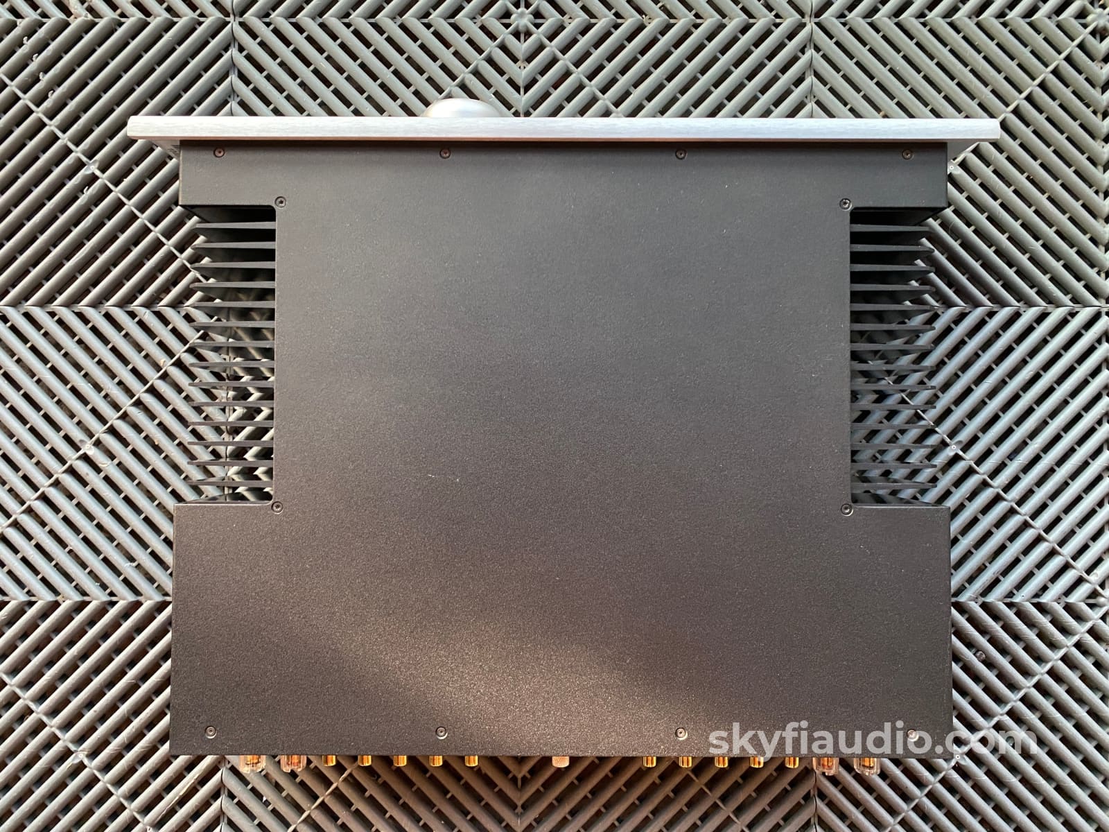 Bryston B100-Sst Solid State Integrated Amplifier