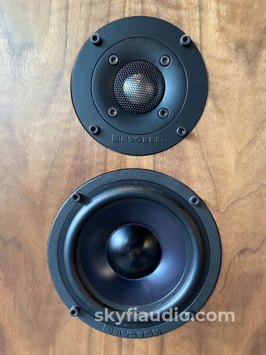 Bryston Middle T 3-Way Loudspeaker - Made In Canada Speakers