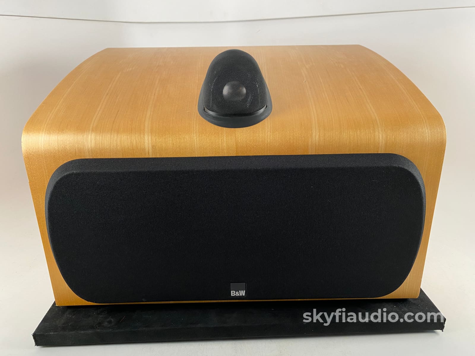 B&W (Bowers & Wilkins) Htm7 Center Channel Speaker Speakers