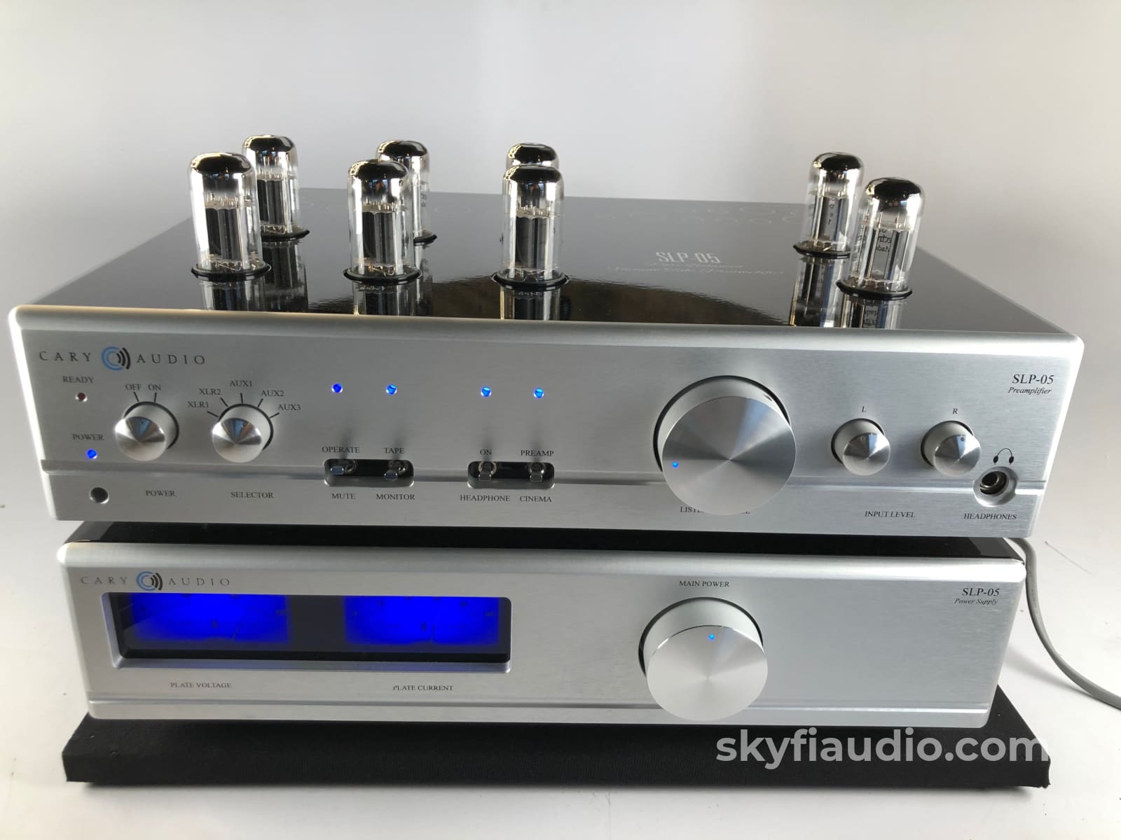 Cary Audio Slp-05 Two Chassis Tube Preamp - Complete And Mint Preamplifier