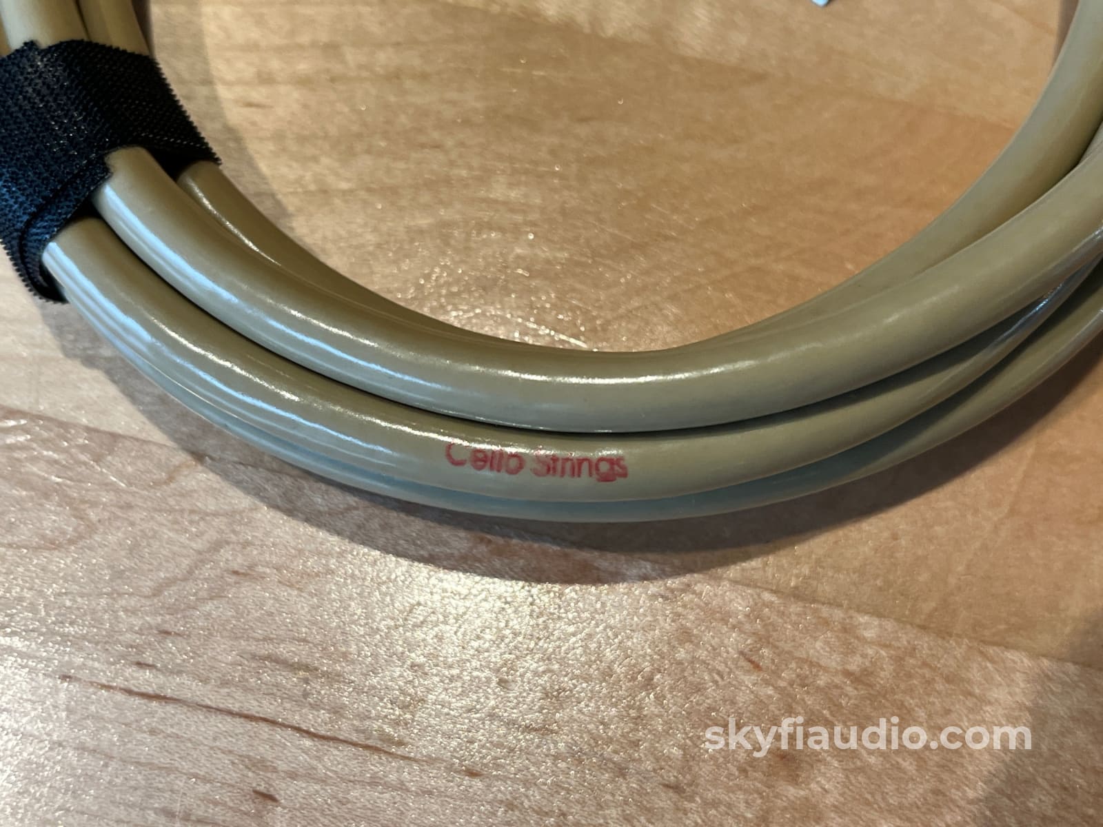 Cello Strings Fischer To Fisher Interconnects (Pair) - 89’’ Cables