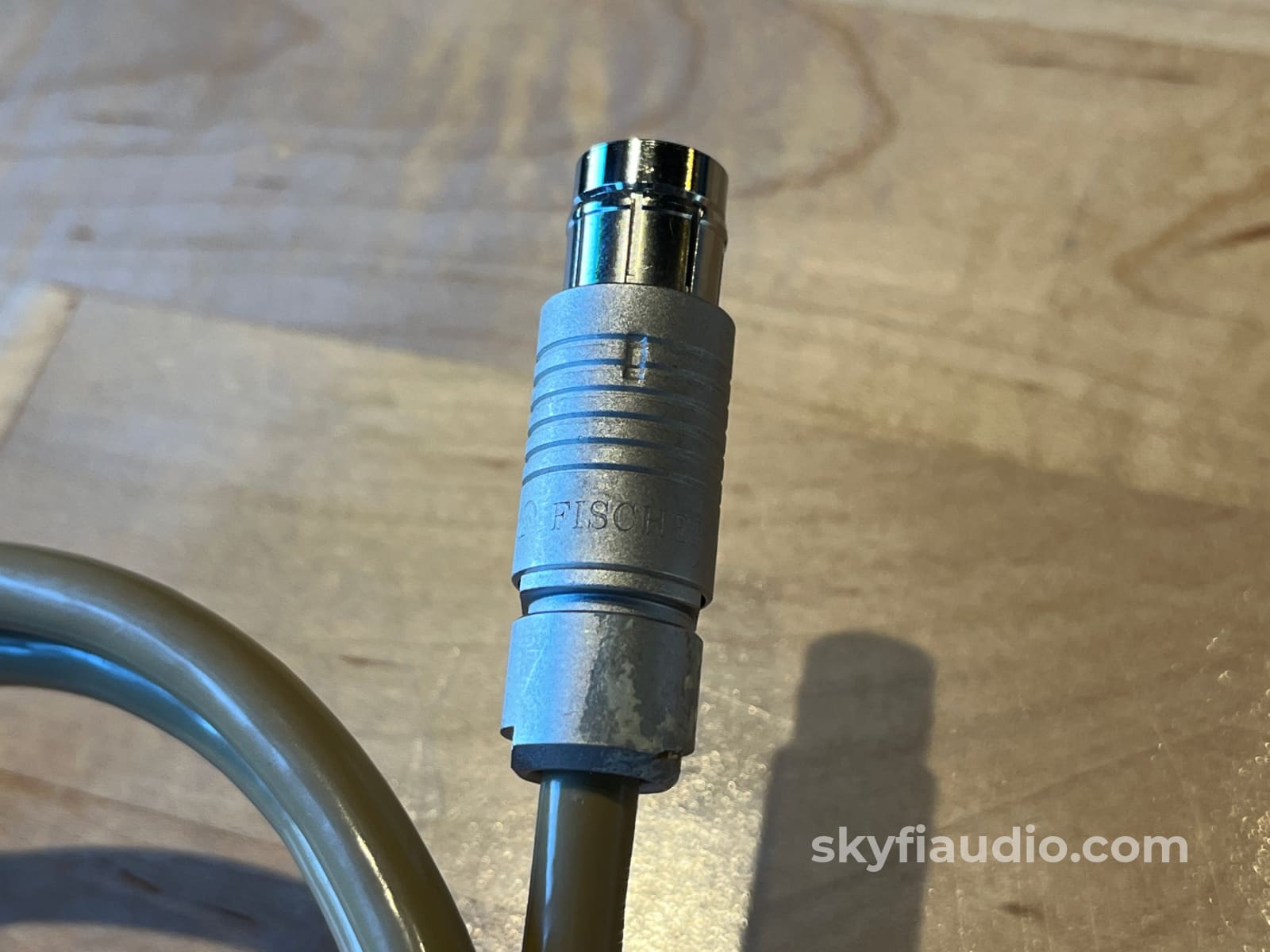 Cello Strings Fischer To RCA Audio Interconnects (Pair) - 41’’ Cables