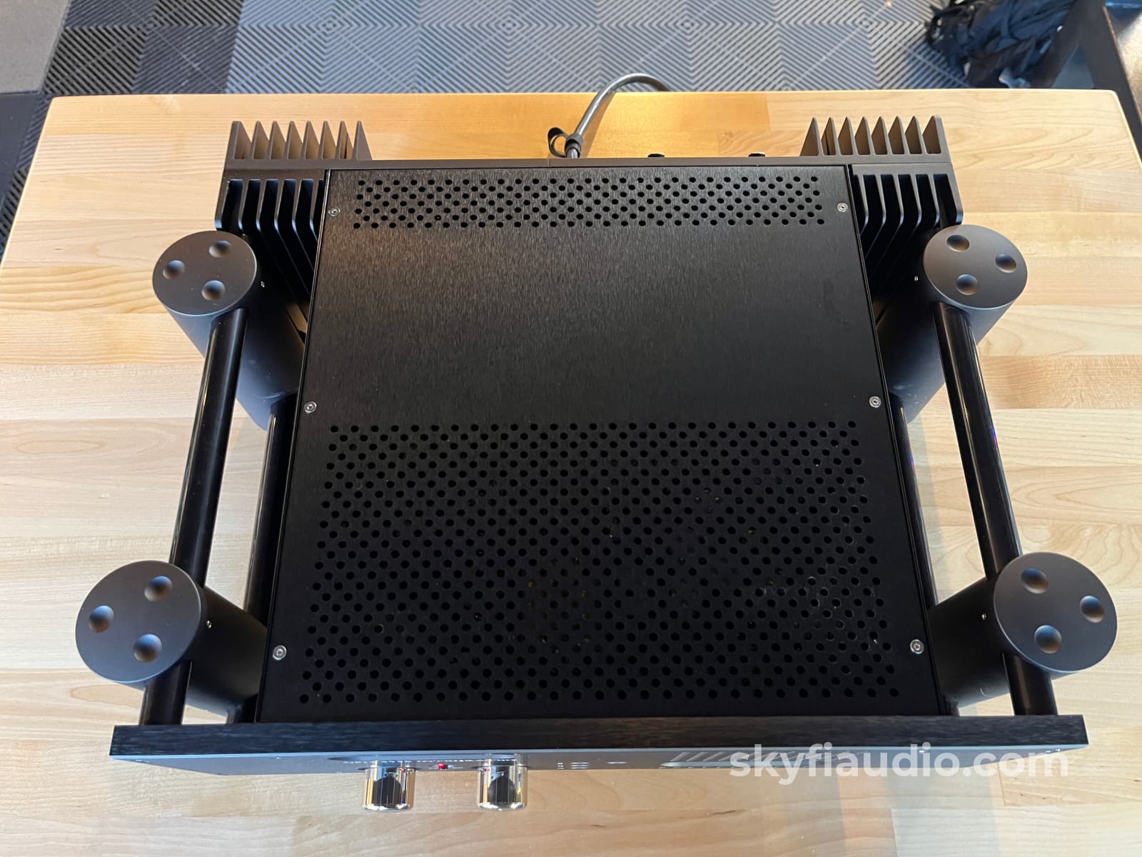 Chord CMP 3350 Integrated Amplifier - 220 Watts Per Channel Integrated Amplifier