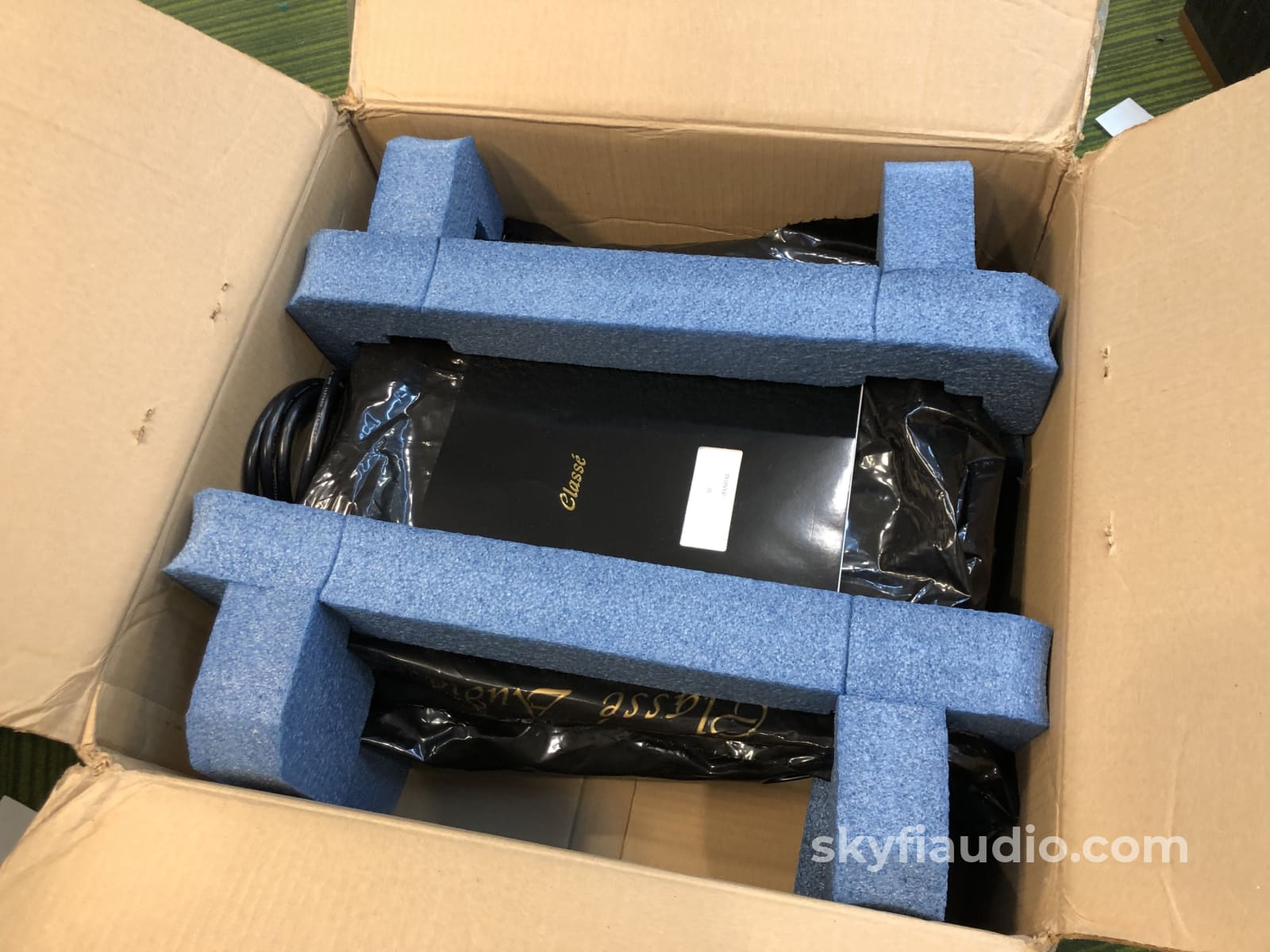 Classe Audio - Ca-101 Solid State Amplifier In Two Tone Finish Tested Fully Amplifier