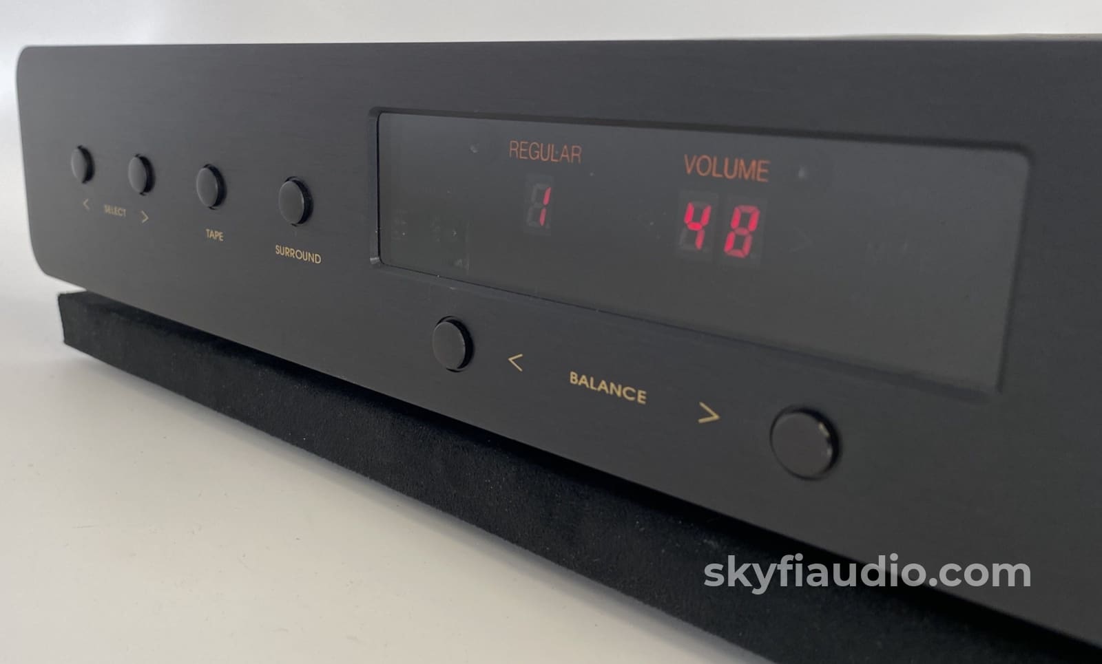 Classe Audio Cp-50 Remote Control Balanced Preamplifier