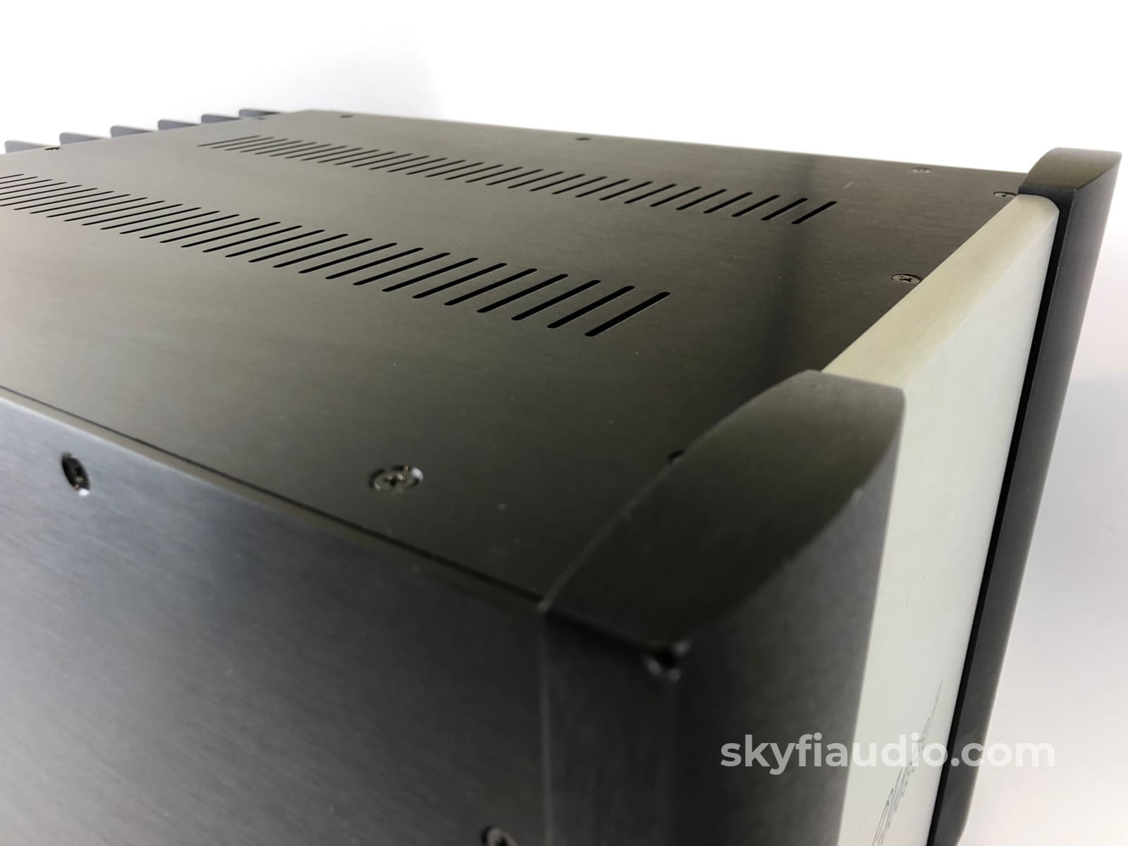 Classe Cam-350 Monoblock Amplifiers - 350W Made In Canada Amplifier