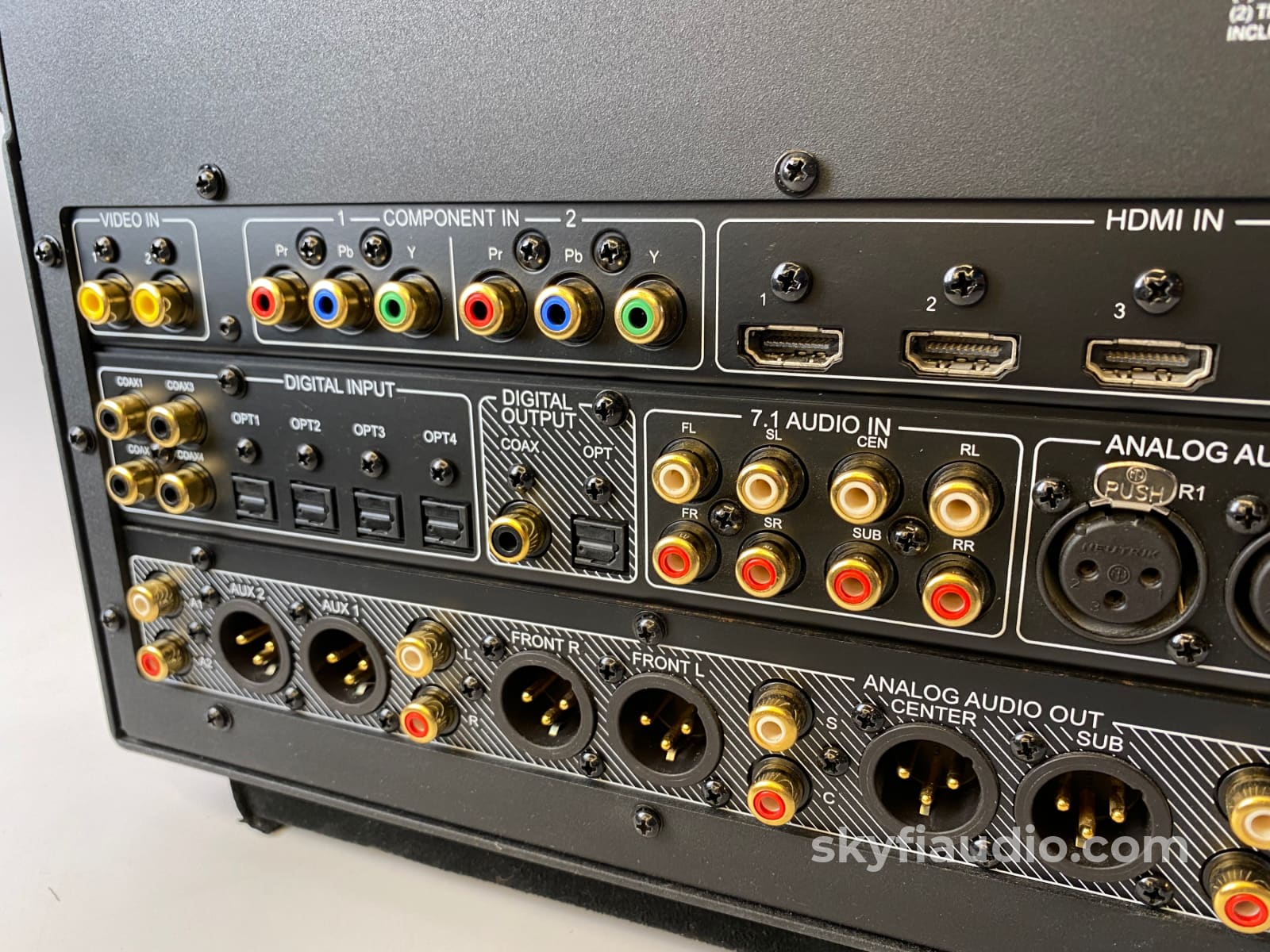 Classe Ct-Ssp Flagship Home Theater Processor Custom Integrator/Installer Version Of The Ssp-800