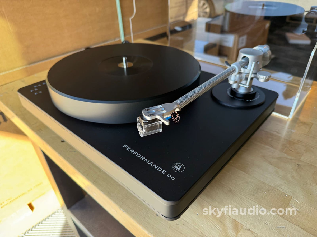 Clearaudio Performance Dc Air Turntable Complete With Many Upgrades