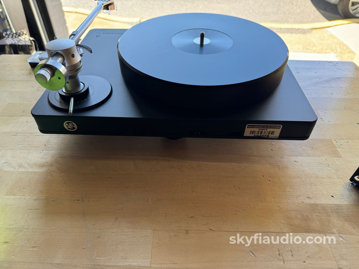 Clearaudio Performance Dc Air Turntable Complete With Many Upgrades