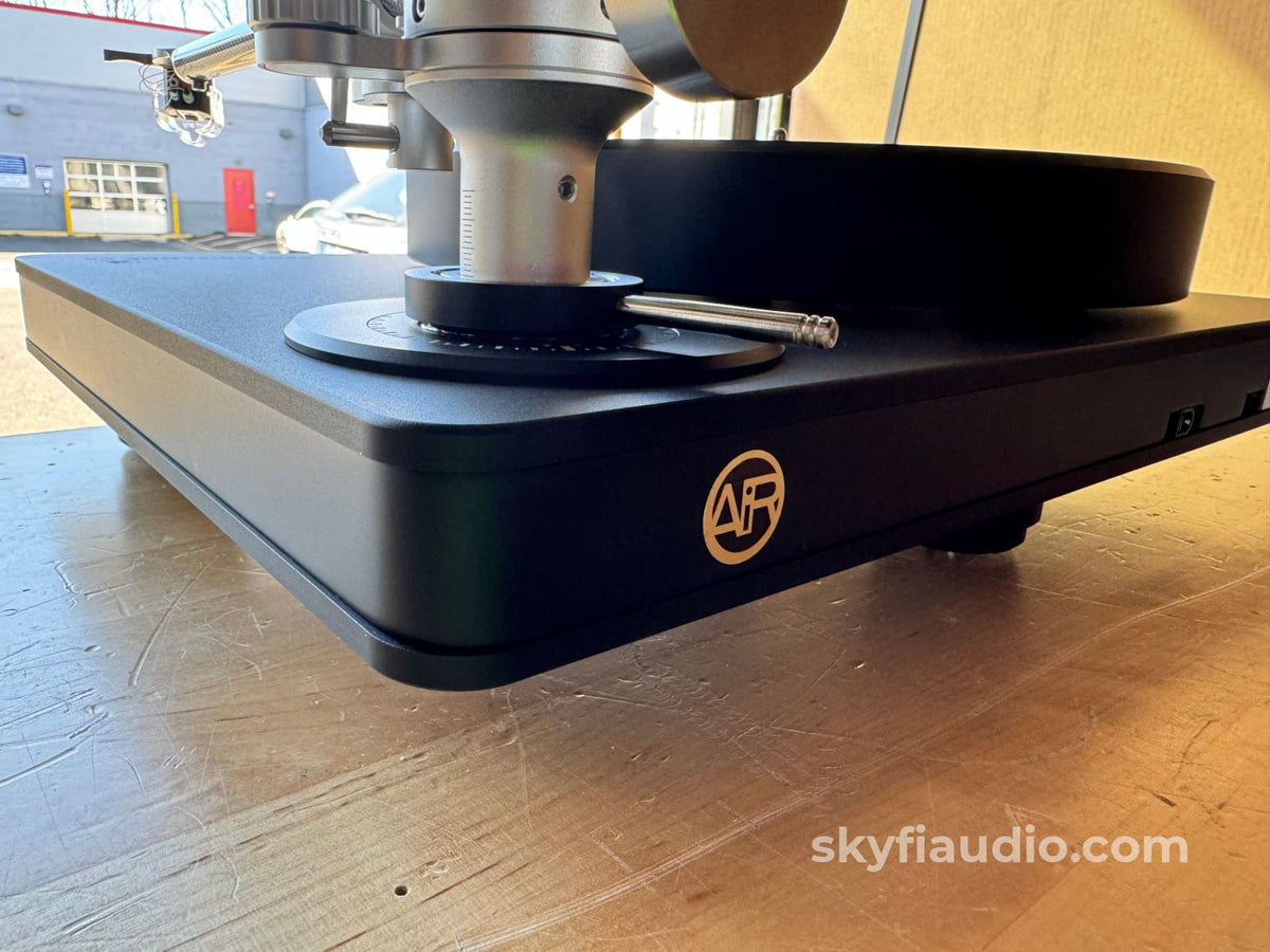 Clearaudio Performance Dc Air Turntable Complete With Many Upgrades
