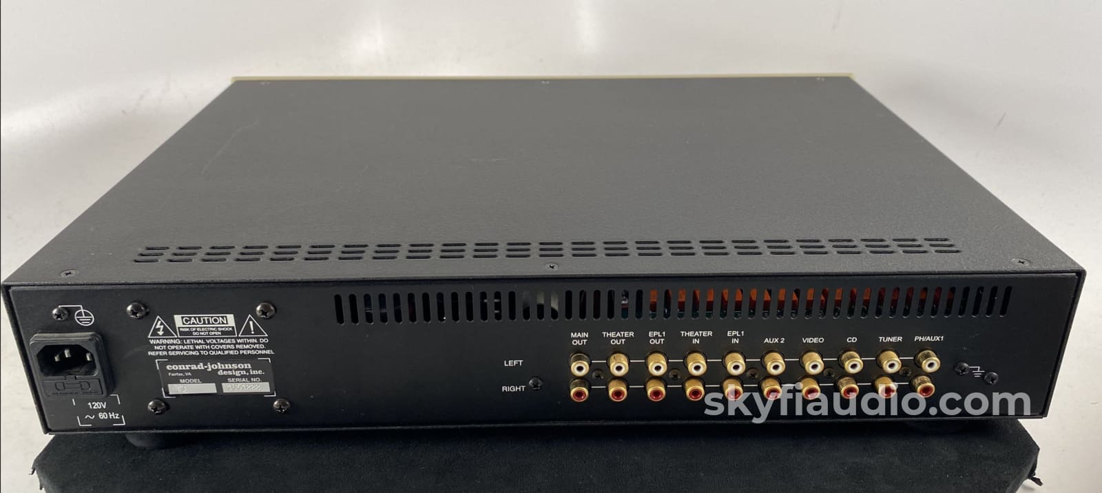 Conrad Johnson Et3 All Tube Analog Preamp With Remote Preamplifier