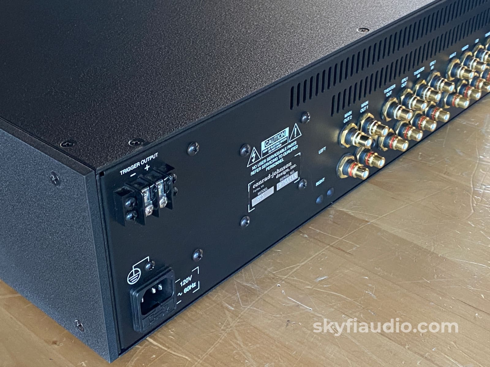 Conrad Johnson Et5 Enhanced Triode Preamplifier - Award Winning