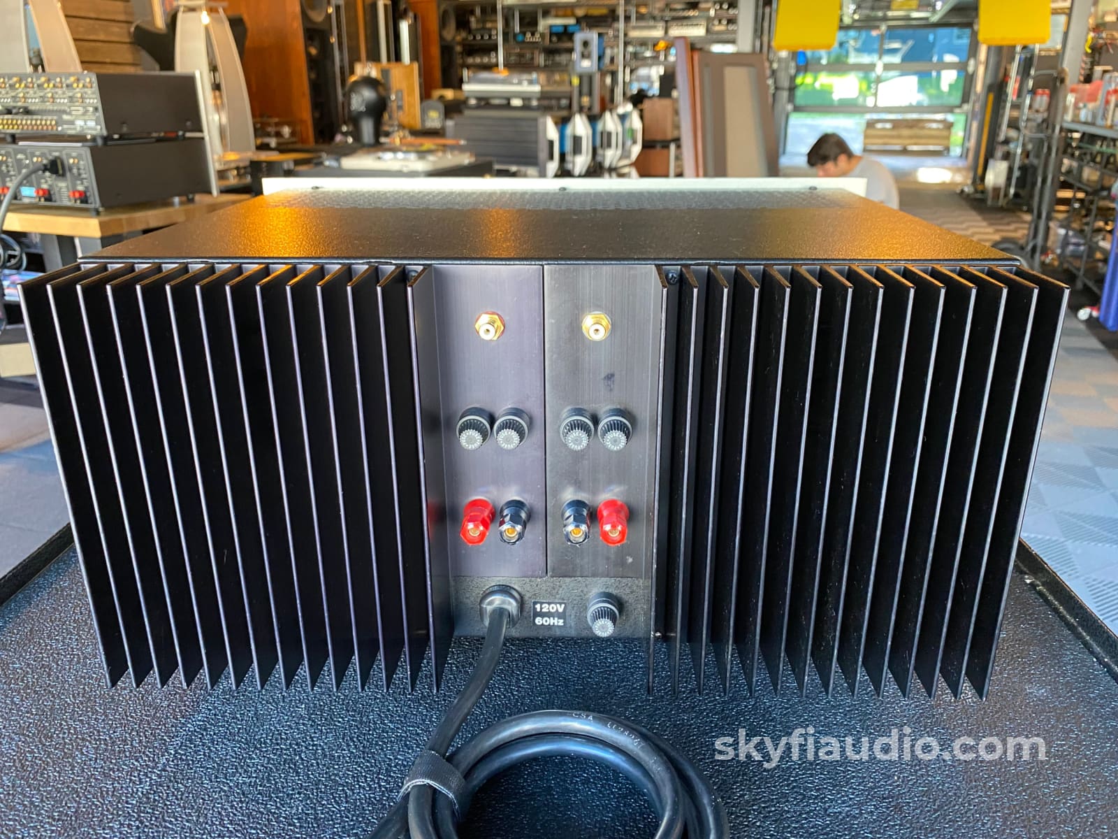 Conrad Johnson Mf-200 Solid State Fet Amplifier - Usa Made