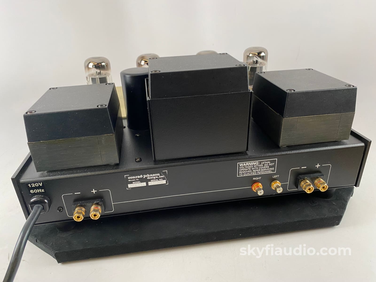 Conrad-Johnson Premier Eleven Tube Amplifier - 70Wpc