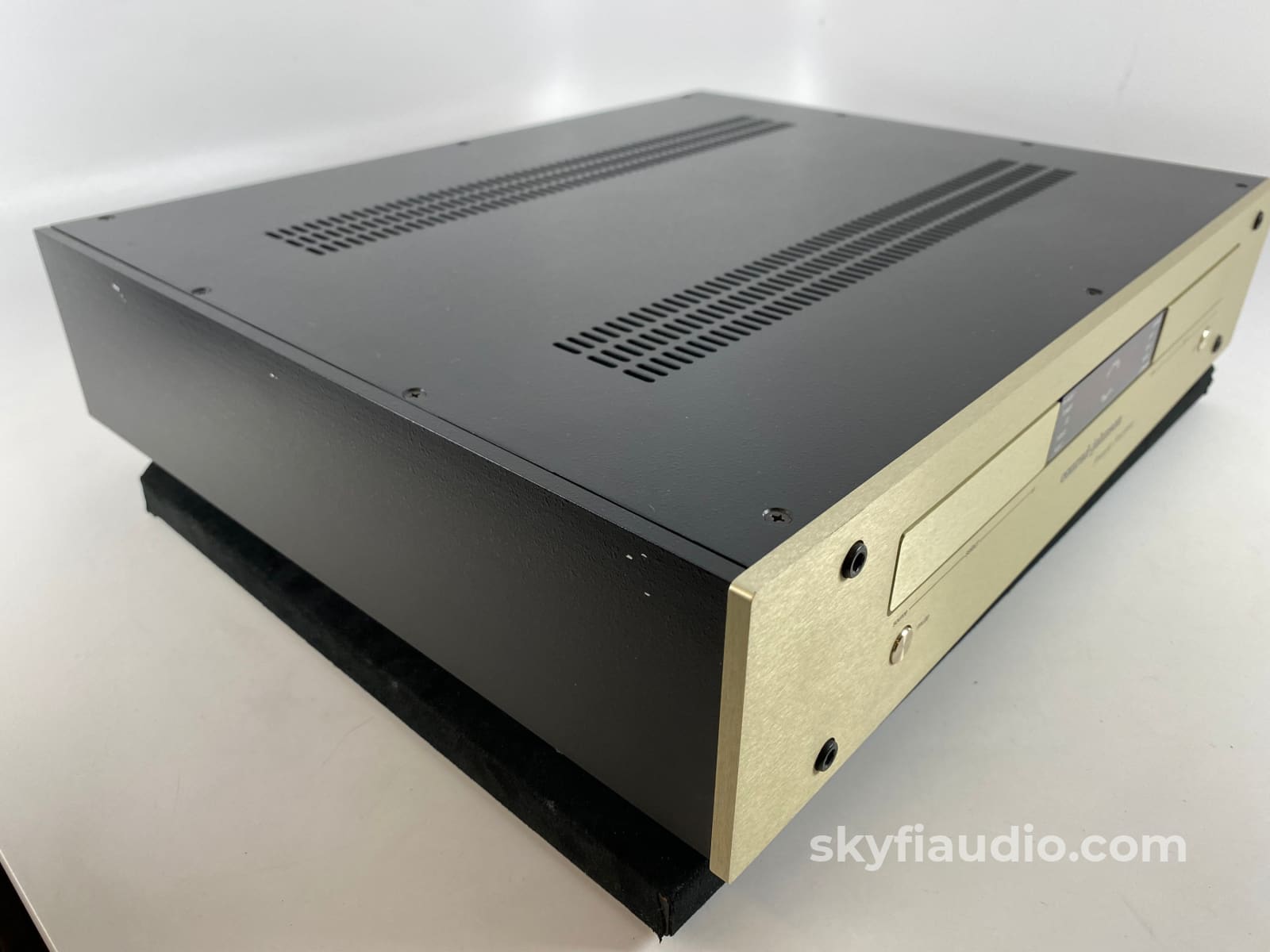 Conrad Johnson Premier Fourteen 14 Line-Stage Tube Preamp With Remote Control Preamplifier